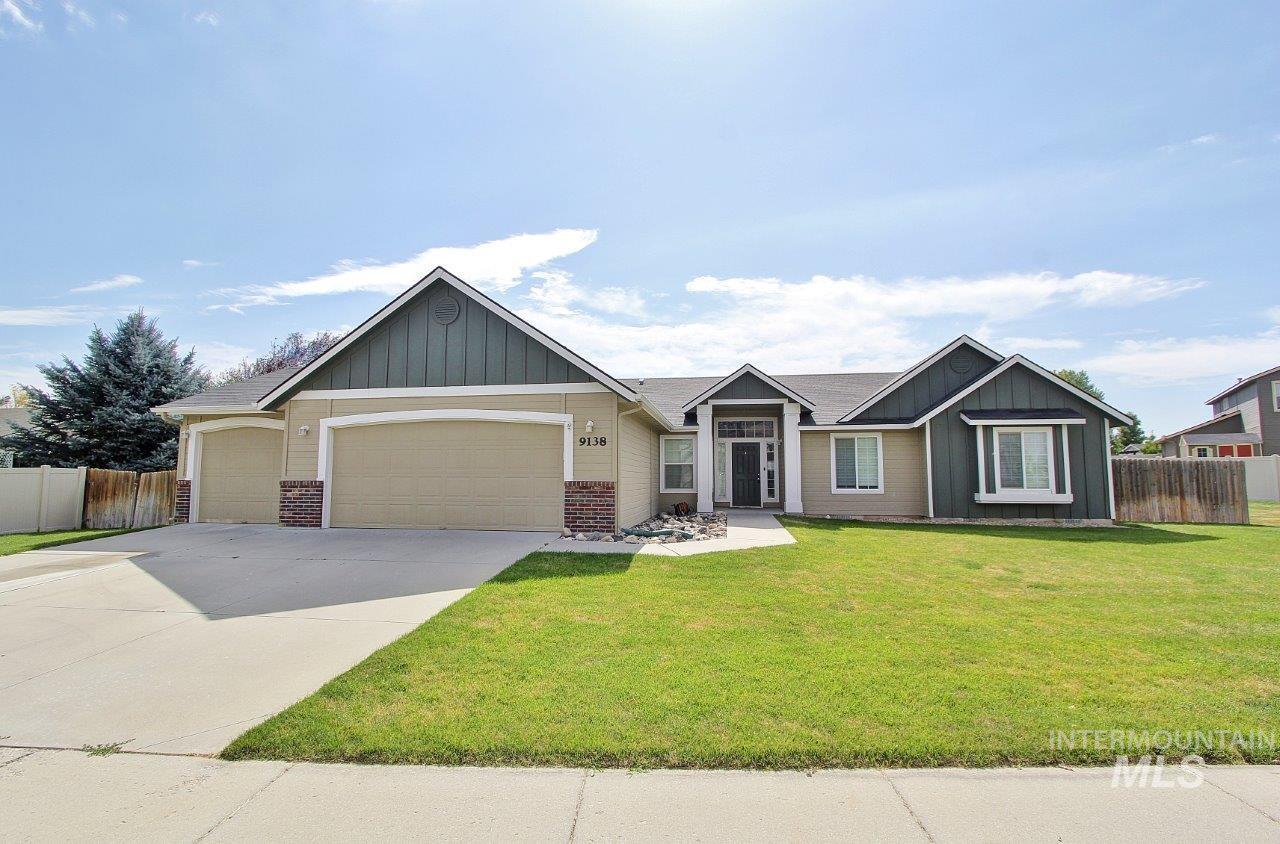 9138 S Red Delicious, Kuna, Idaho 83634, 4 Bedrooms, 3 Bathrooms, Residential For Sale, Price $509,000, 98996467