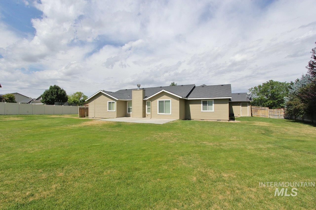 9138 S Red Delicious, Kuna, Idaho 83634, 4 Bedrooms, 3 Bathrooms, Residential For Sale, Price $509,000, 98996467