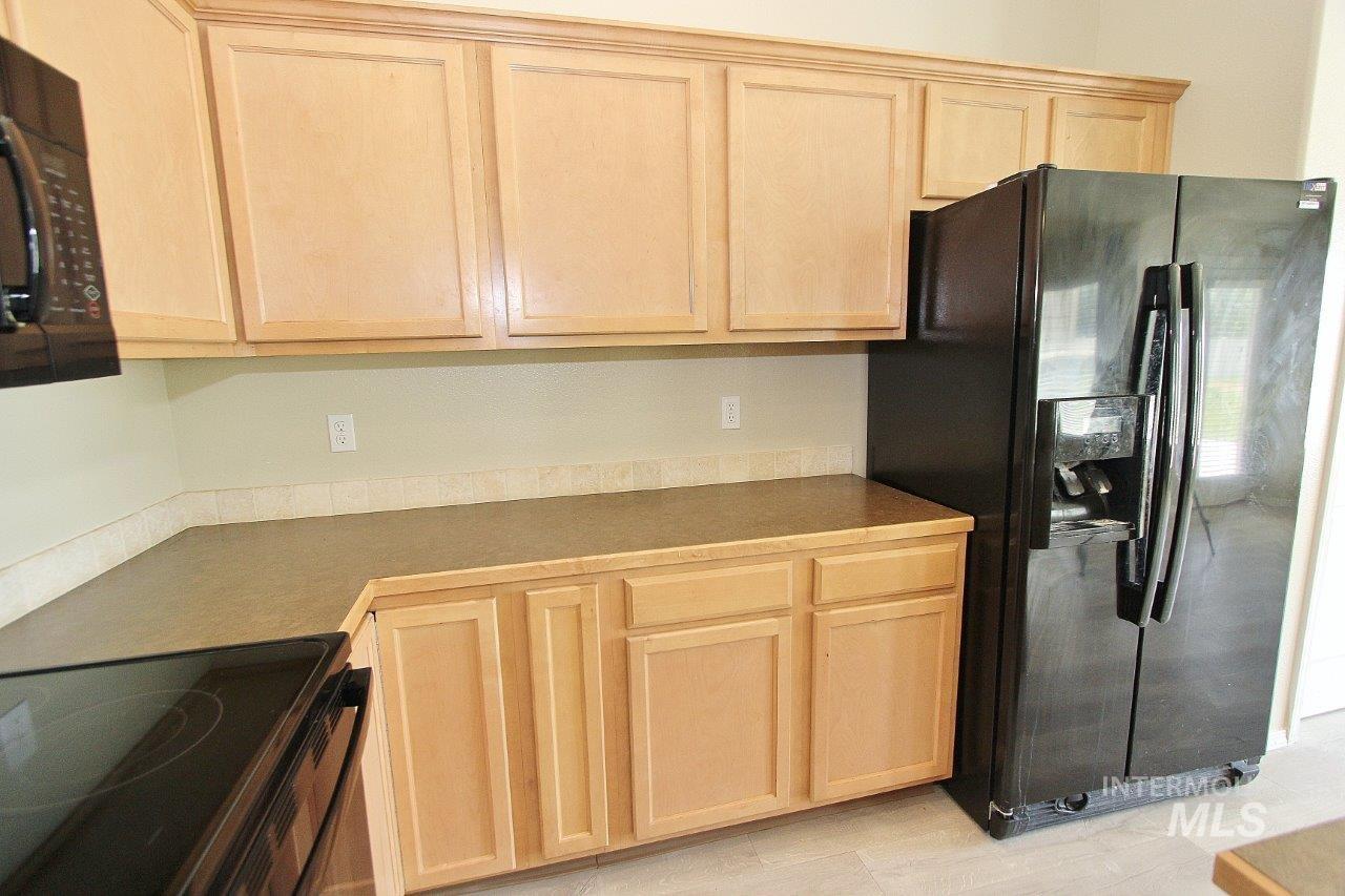 9138 S Red Delicious, Kuna, Idaho 83634, 4 Bedrooms, 3 Bathrooms, Residential For Sale, Price $509,000, 98996467