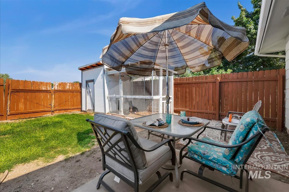 10560 W Fox Ridge Dr, Boise, Idaho 83709, 2 Bedrooms, 1 Bathroom, Residential For Sale, Price $316,900,MLS 98996469