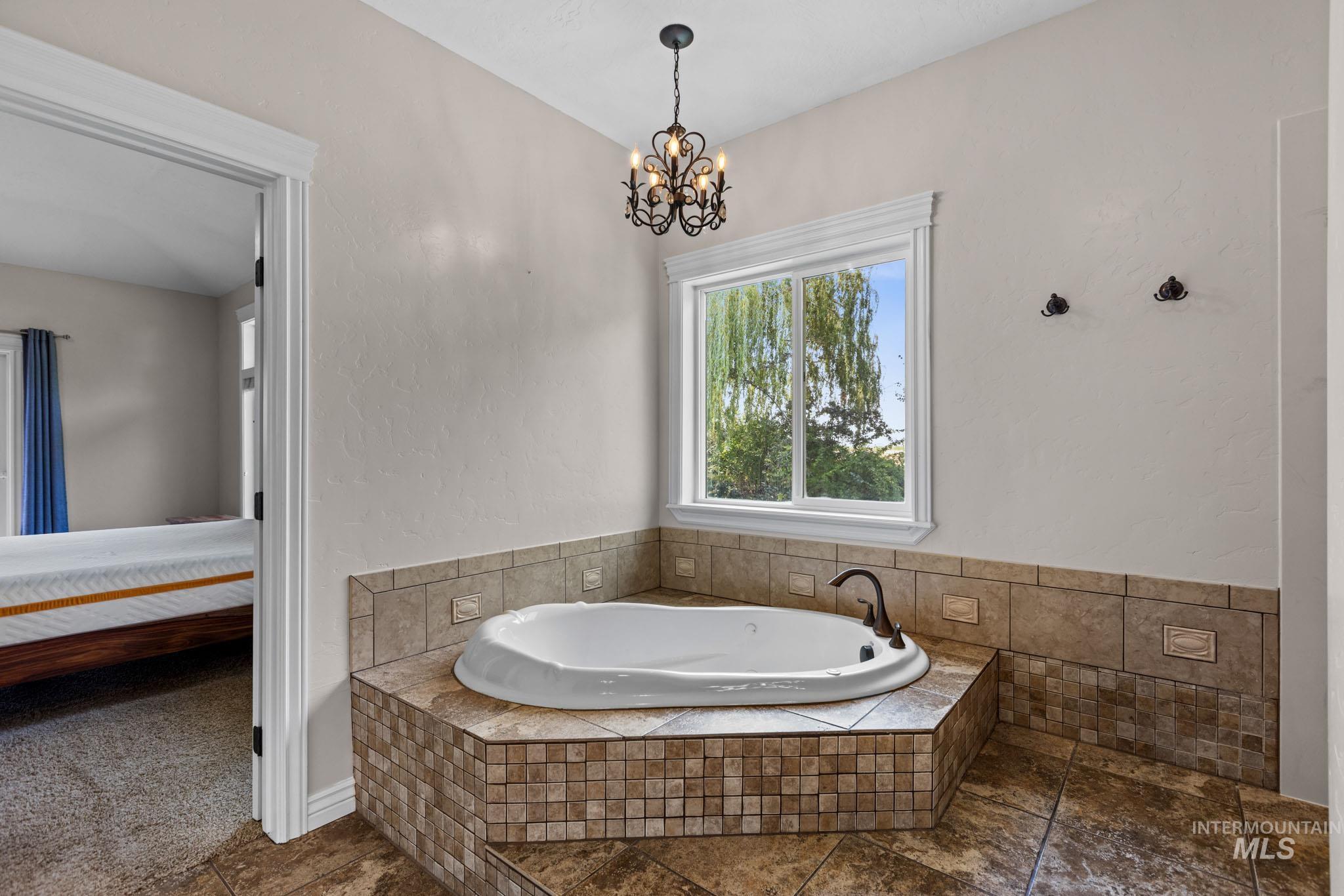 2324 S kaesemeyer Lane, Kuna, Idaho 83634, 4 Bedrooms, 2.5 Bathrooms, Residential For Sale, Price $1,499,900,MLS 98996472