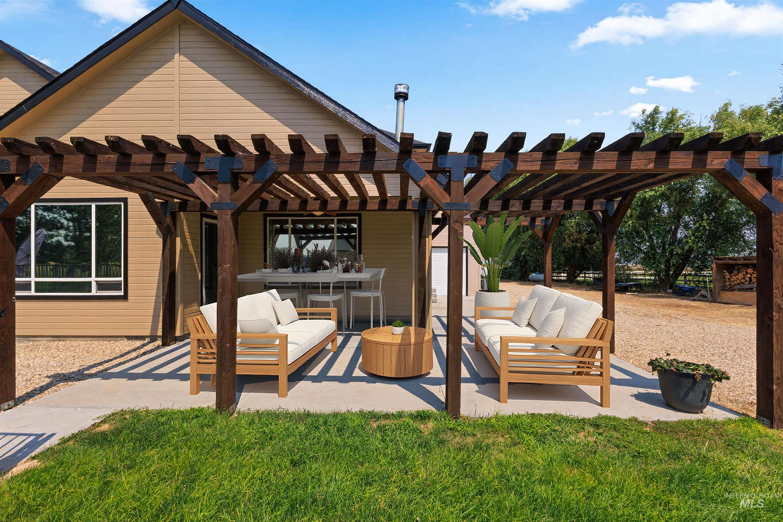 2324 S kaesemeyer Lane, Kuna, Idaho 83634, 4 Bedrooms, 2.5 Bathrooms, Residential For Sale, Price $1,499,900,MLS 98996472