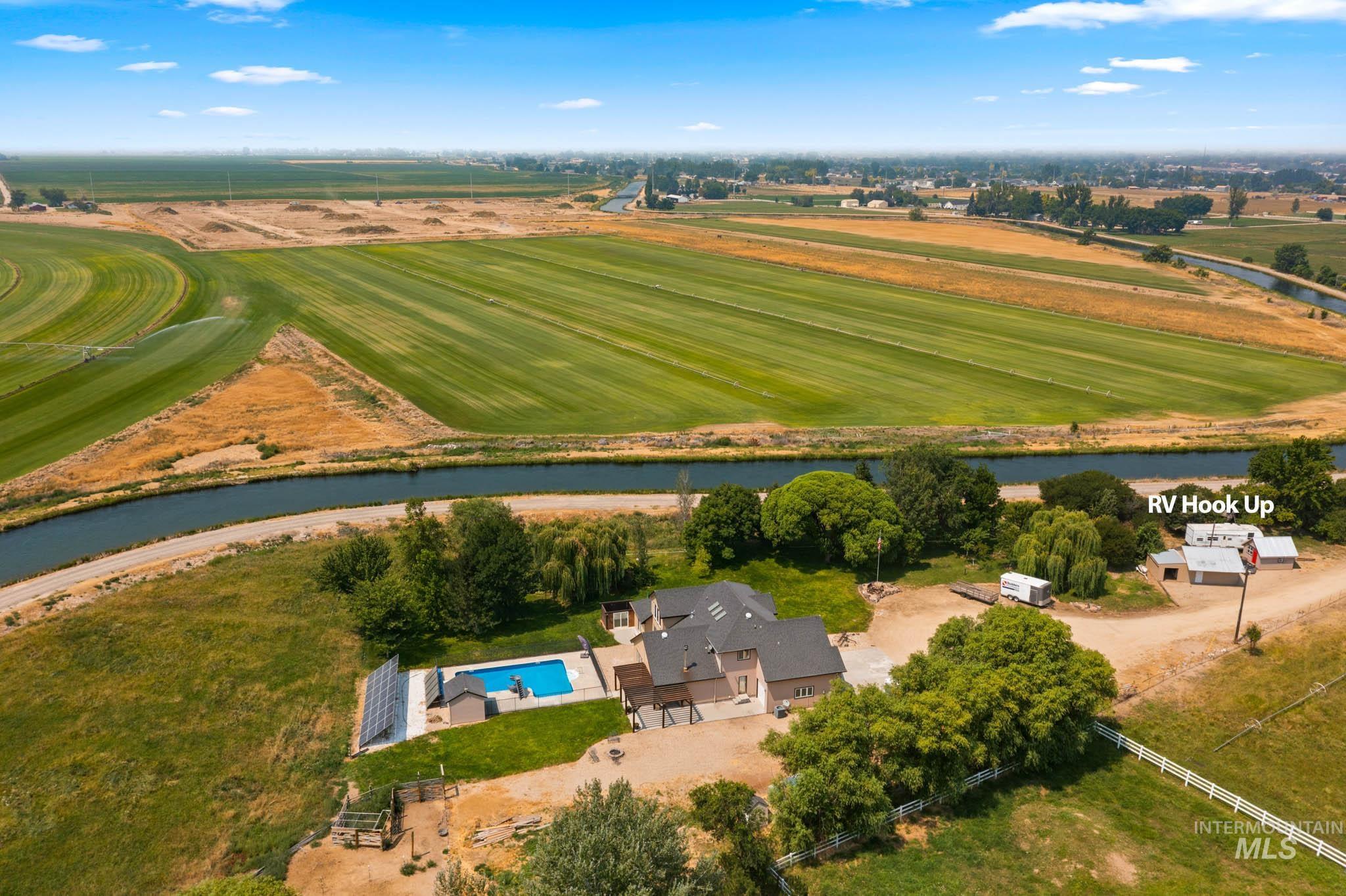 2324 S kaesemeyer Lane, Kuna, Idaho 83634, 4 Bedrooms, 2.5 Bathrooms, Residential For Sale, Price $1,499,900,MLS 98996472