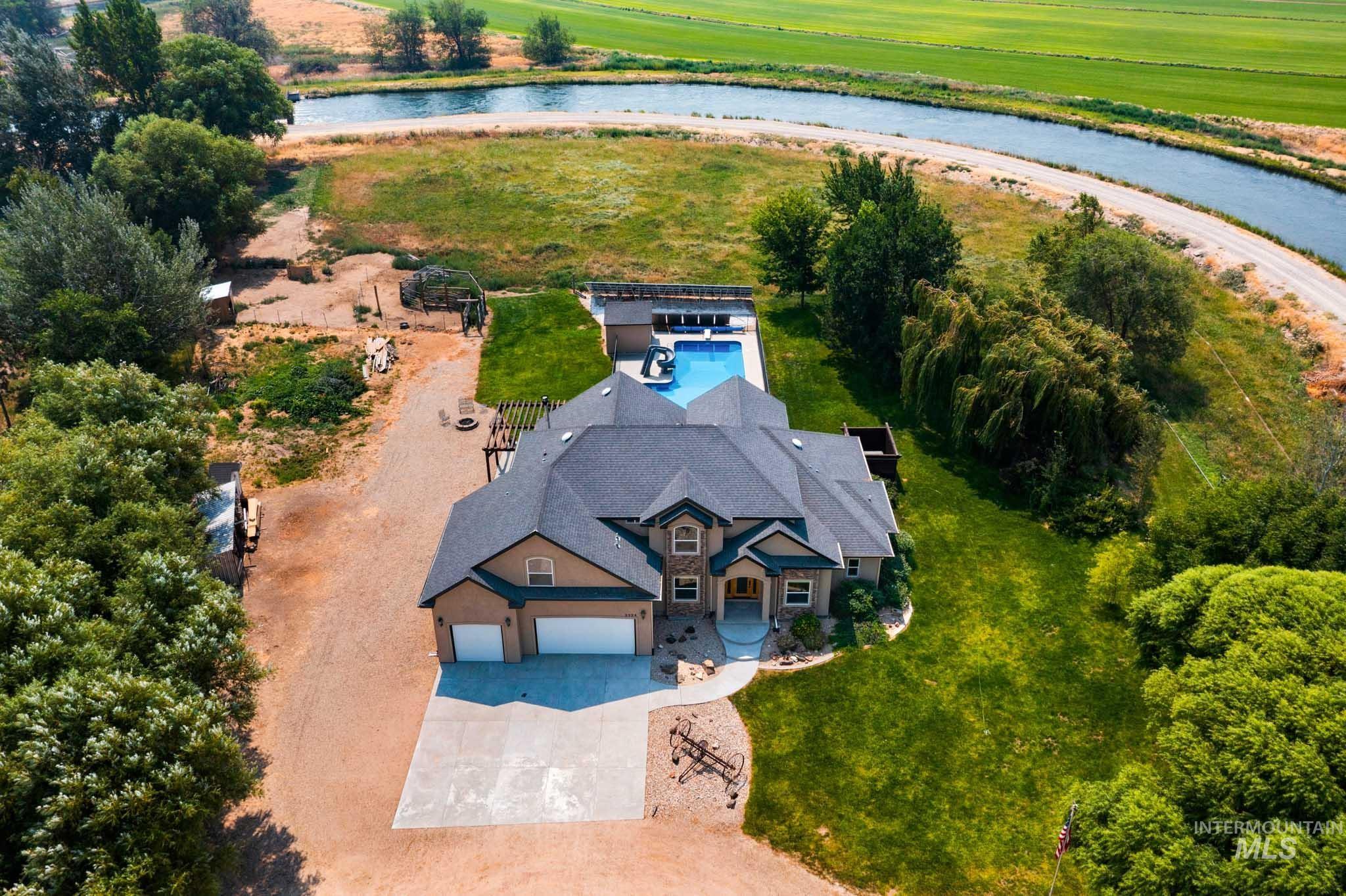 2324 S kaesemeyer Lane, Kuna, Idaho 83634, 4 Bedrooms, 2.5 Bathrooms, Residential For Sale, Price $1,499,900,MLS 98996472