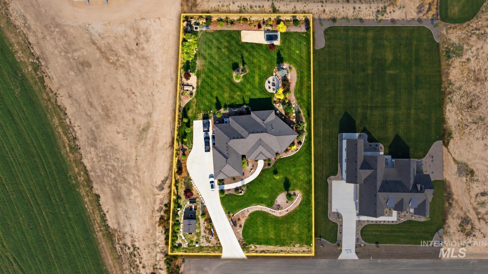 25498 Havard Oak Pl, Caldwell, Idaho 83607, 4 Bedrooms, 2.5 Bathrooms, Residential For Sale, Price $1,049,900,MLS 98996473