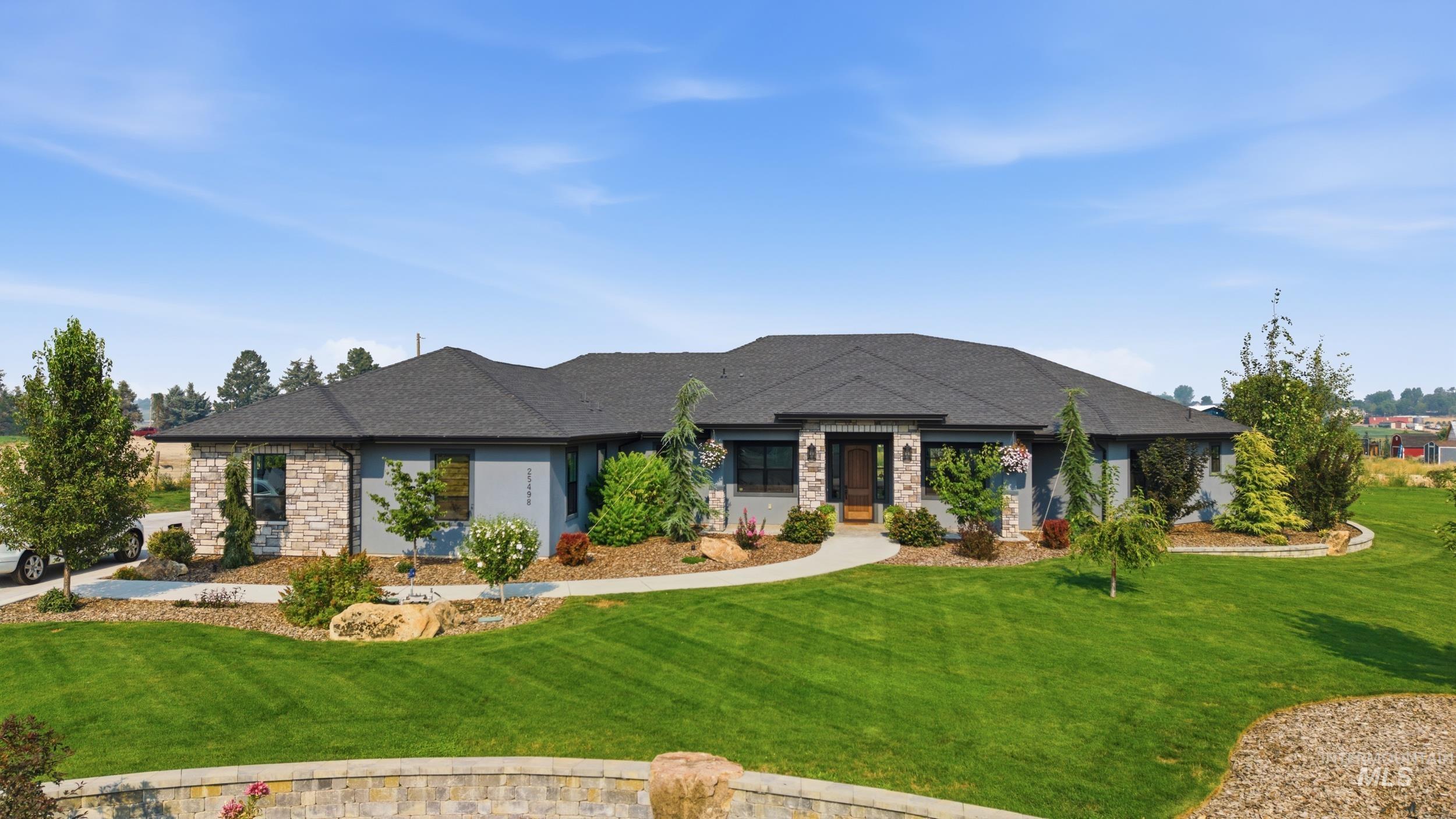 25498 Havard Oak Pl, Caldwell, Idaho 83607, 4 Bedrooms, 2.5 Bathrooms, Residential For Sale, Price $1,149,900,MLS 98996473