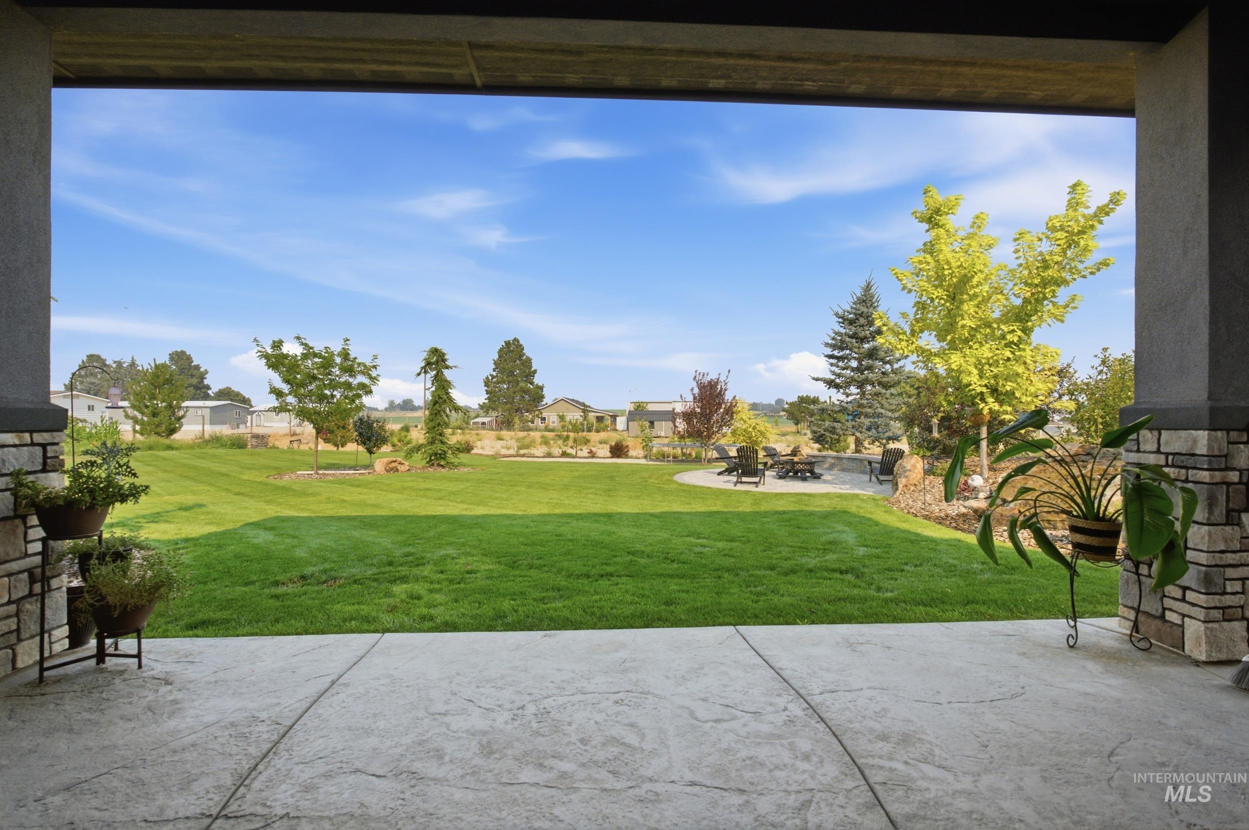 25498 Havard Oak Pl, Caldwell, Idaho 83607, 4 Bedrooms, 2.5 Bathrooms, Residential For Sale, Price $1,149,900,MLS 98996473