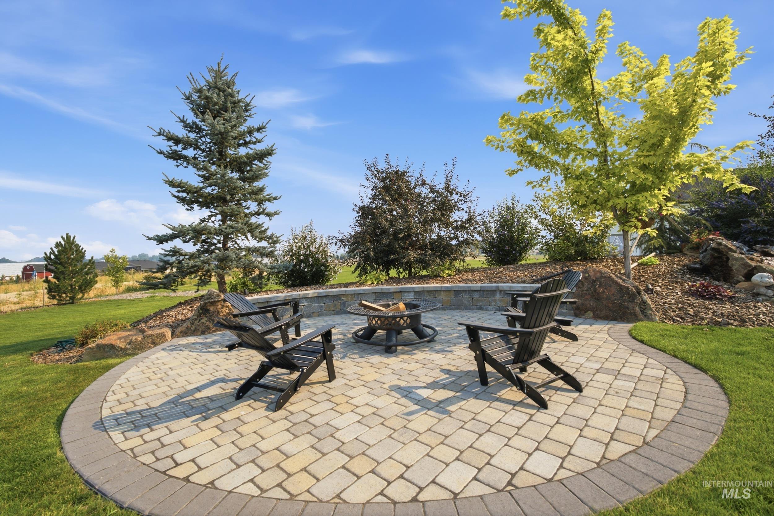 25498 Havard Oak Pl, Caldwell, Idaho 83607, 4 Bedrooms, 2.5 Bathrooms, Residential For Sale, Price $1,149,900,MLS 98996473