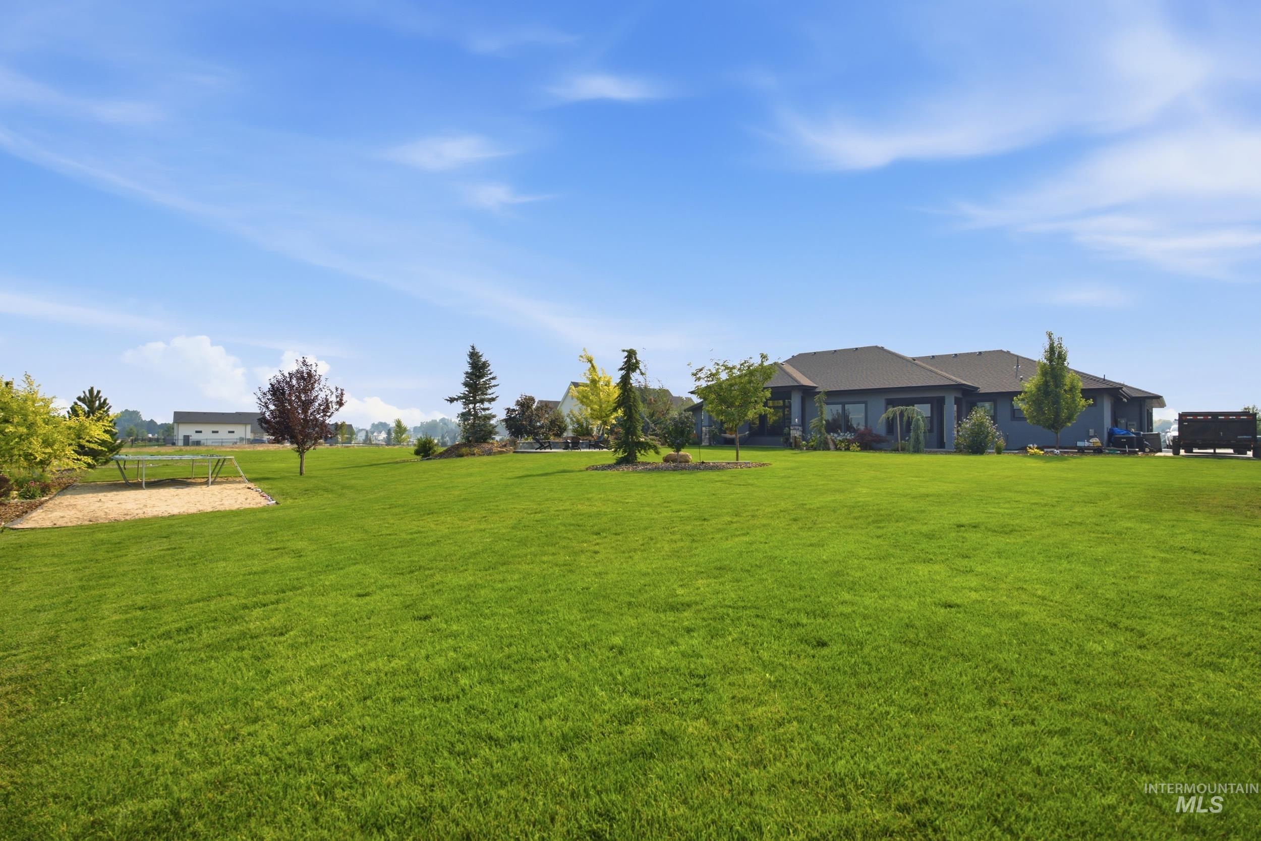 25498 Havard Oak Pl, Caldwell, Idaho 83607, 4 Bedrooms, 2.5 Bathrooms, Residential For Sale, Price $1,149,900,MLS 98996473