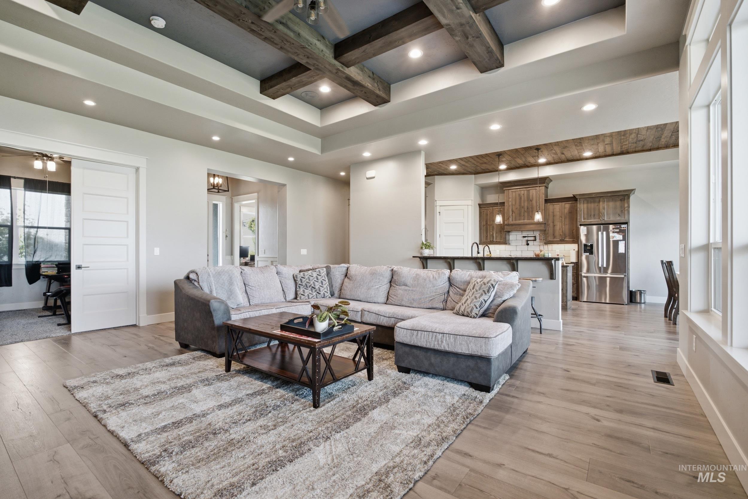 25498 Havard Oak Pl, Caldwell, Idaho 83607, 4 Bedrooms, 2.5 Bathrooms, Residential For Sale, Price $1,149,900,MLS 98996473