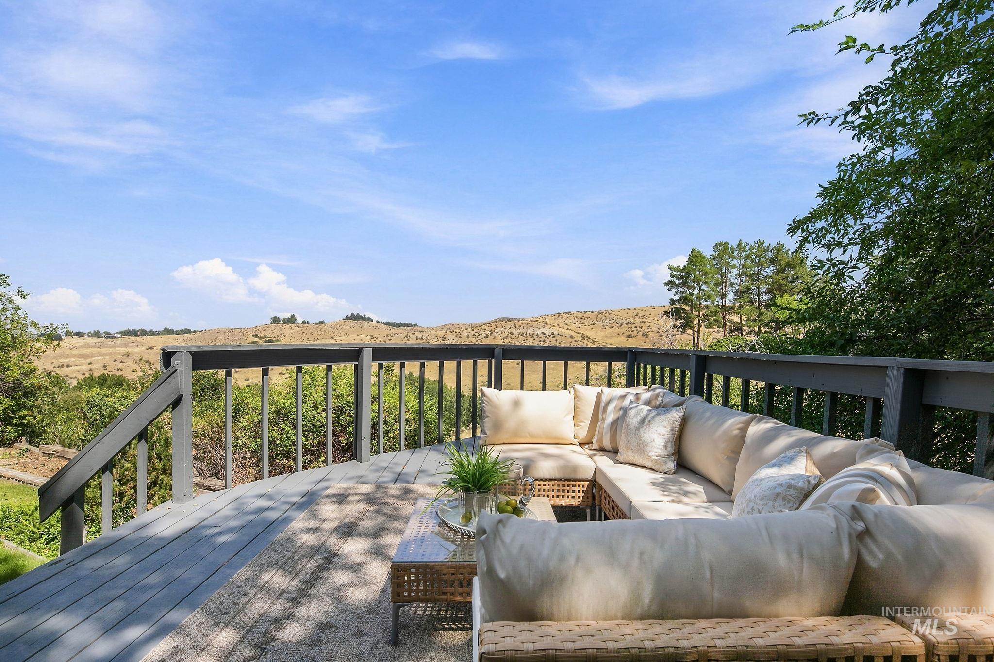 1750 E Shaw Mountain Rd, Boise, Idaho 83712, 4 Bedrooms, 3 Bathrooms, Residential For Sale, Price $1,100,000,MLS 98996474