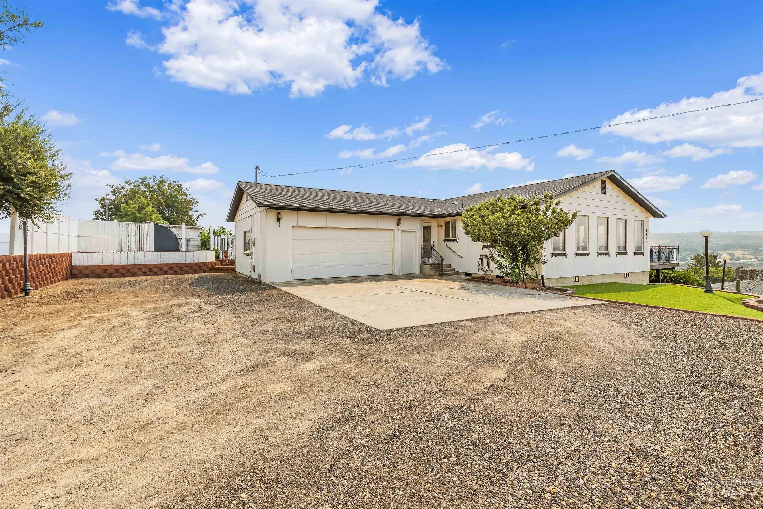 1133 Harvest Rd., Lewiston, Idaho 83501, 3 Bedrooms, 2 Bathrooms, Residential For Sale, Price $398,000,MLS 98996477