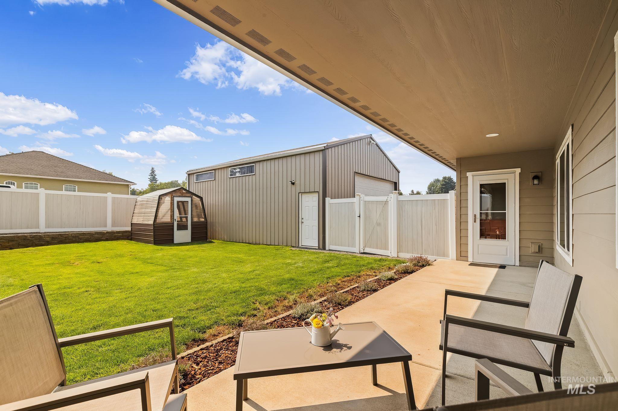 1634 Alder Ave, Lewiston, Idaho 83501, 3 Bedrooms, 2 Bathrooms, Residential For Sale, Price $465,000, 98996481