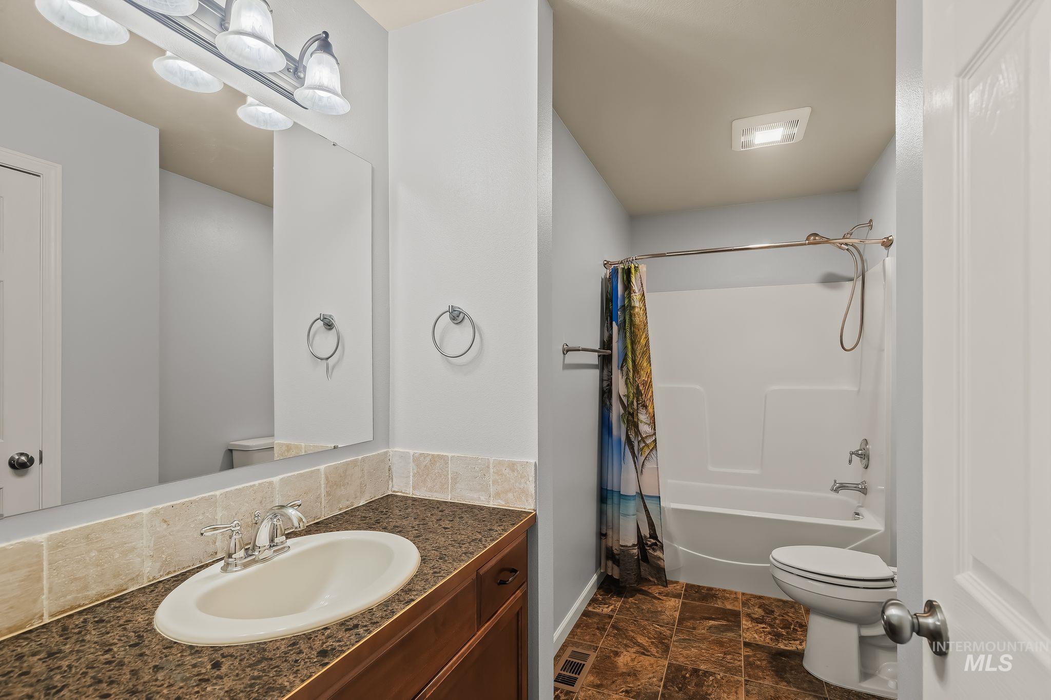 1634 Alder Ave, Lewiston, Idaho 83501, 3 Bedrooms, 2 Bathrooms, Residential For Sale, Price $465,000, 98996481