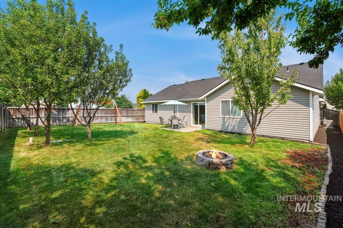 9431 W Idlewood Dr., Boise, Idaho 83709, 3 Bedrooms, 2 Bathrooms, Residential For Sale, Price $430,000, 98996483