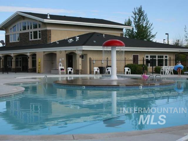 9431 W Idlewood Dr., Boise, Idaho 83709, 3 Bedrooms, 2 Bathrooms, Residential For Sale, Price $430,000, 98996483