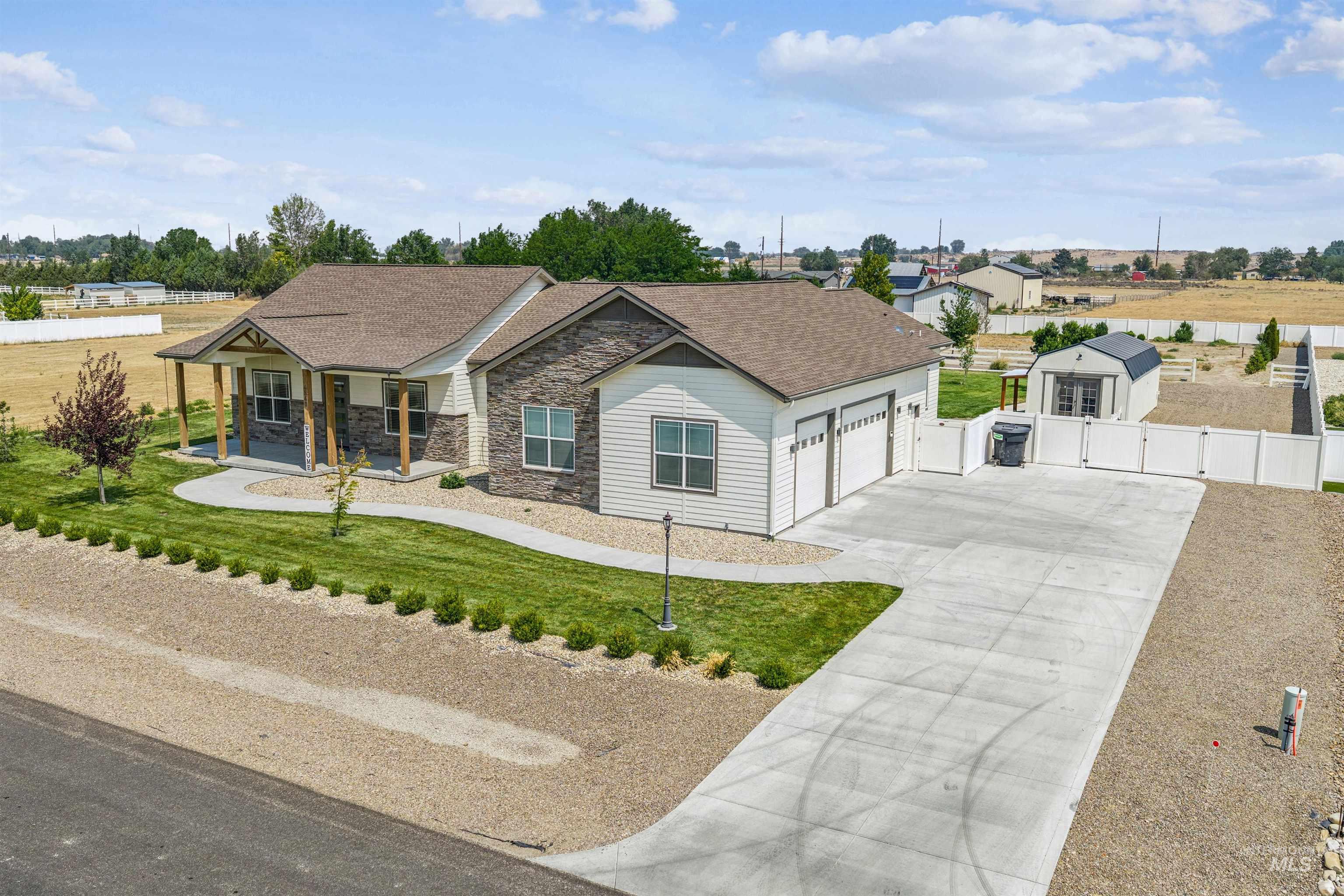 4540 NW Purple Sage Circle, Mountain Home, Idaho 83647, 3 Bedrooms, 2.5 Bathrooms, Residential For Sale, Price $775,000,MLS 98996484