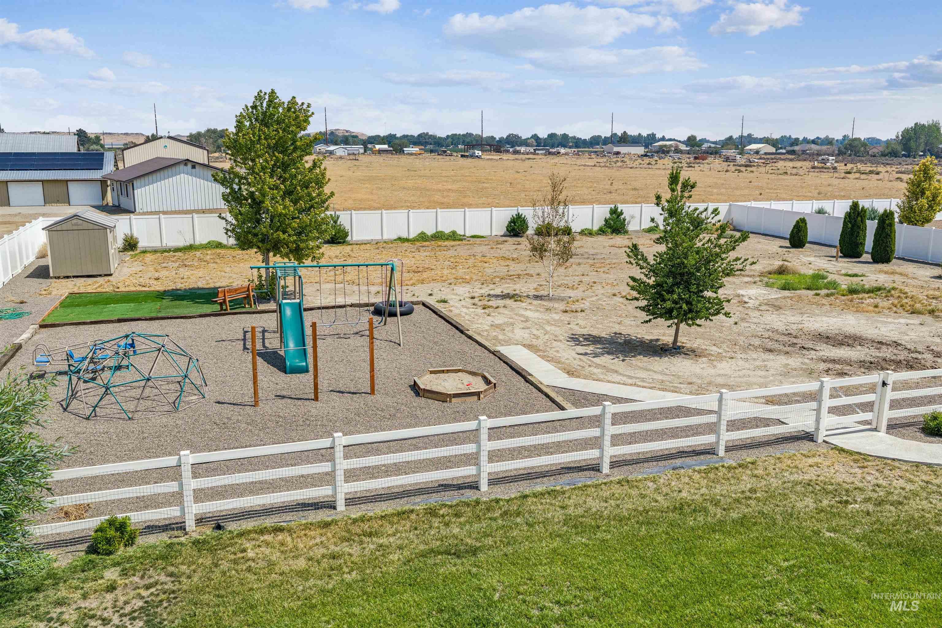 4540 NW Purple Sage Circle, Mountain Home, Idaho 83647, 3 Bedrooms, 2.5 Bathrooms, Residential For Sale, Price $775,000,MLS 98996484