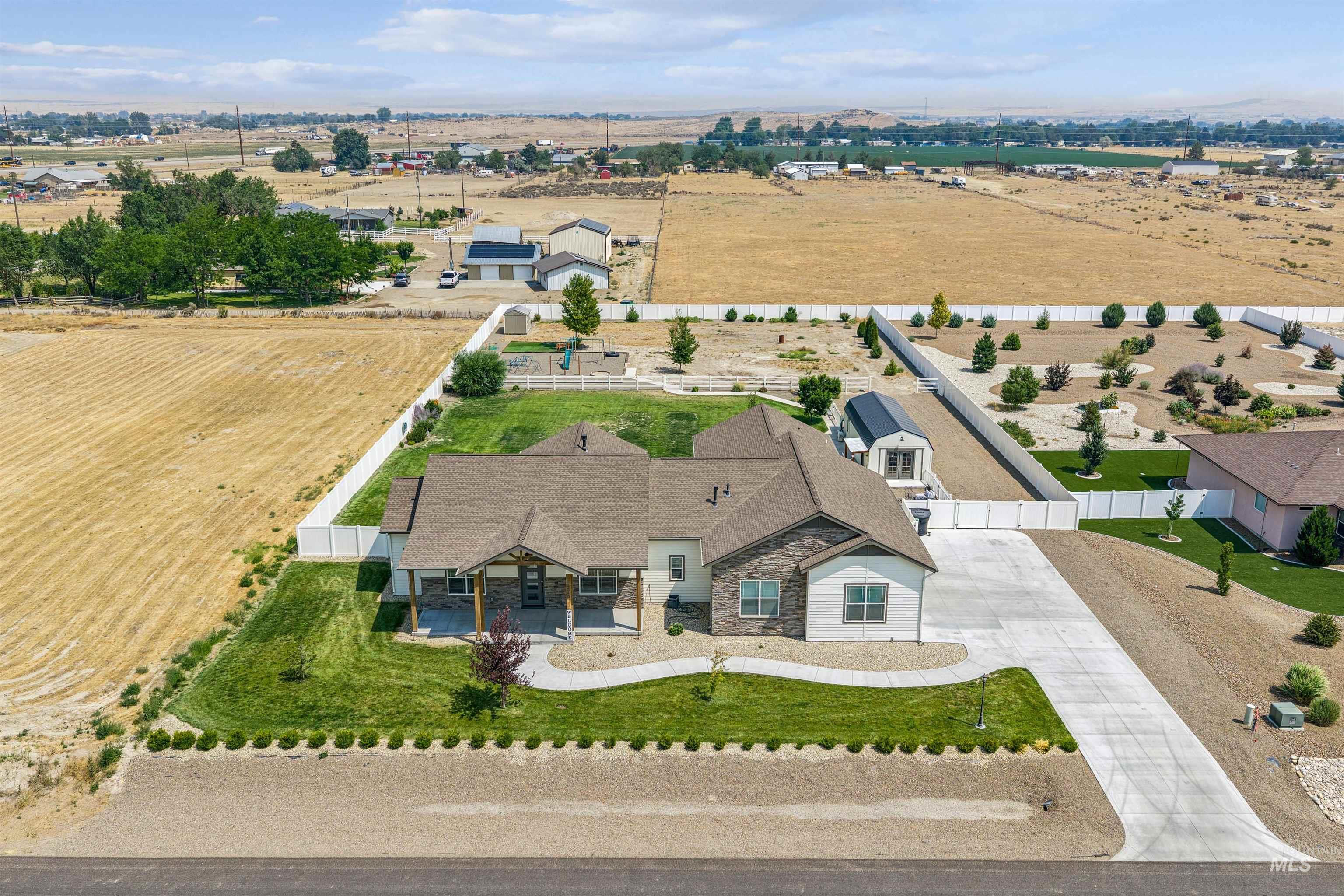 4540 NW Purple Sage Circle, Mountain Home, Idaho 83647, 3 Bedrooms, 2.5 Bathrooms, Residential For Sale, Price $775,000,MLS 98996484