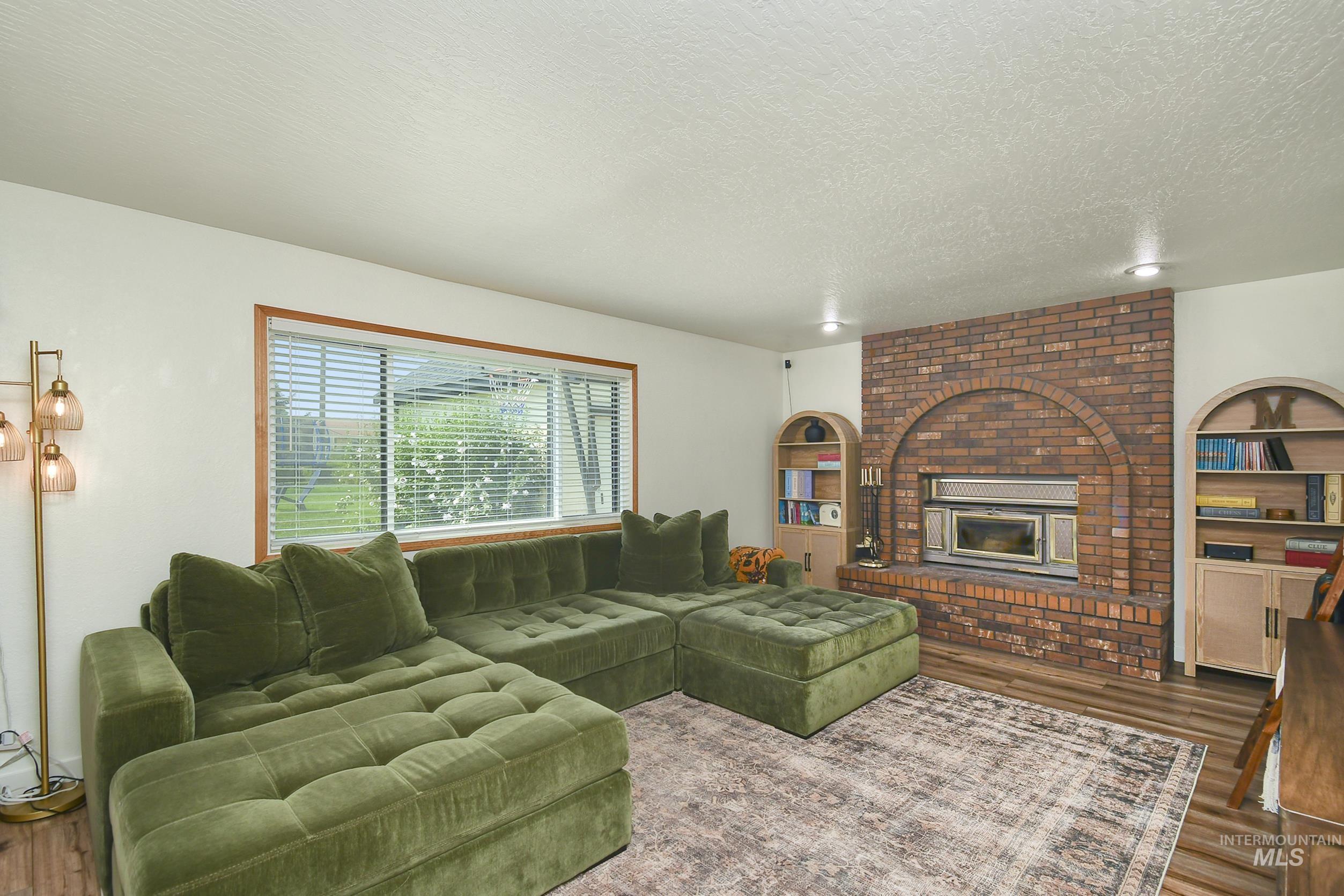 127 Ruth Lane, Nampa, Idaho 83686, 5 Bedrooms, 2.5 Bathrooms, Residential For Sale, Price $829,000,MLS 98996485