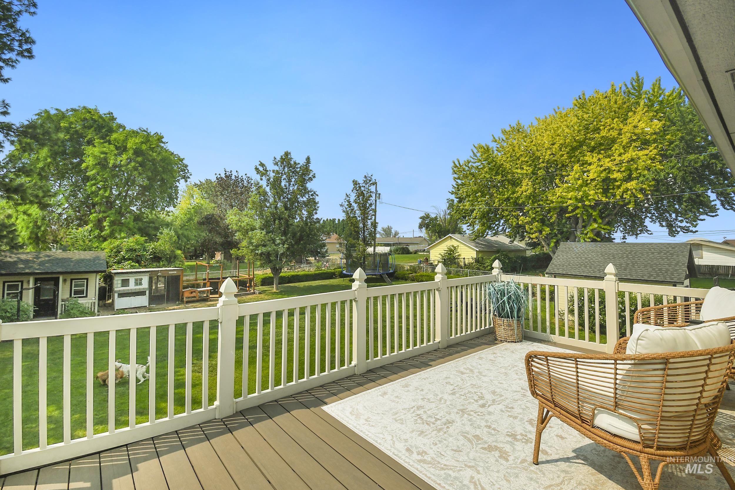 127 Ruth Lane, Nampa, Idaho 83686, 5 Bedrooms, 2.5 Bathrooms, Residential For Sale, Price $829,000,MLS 98996485