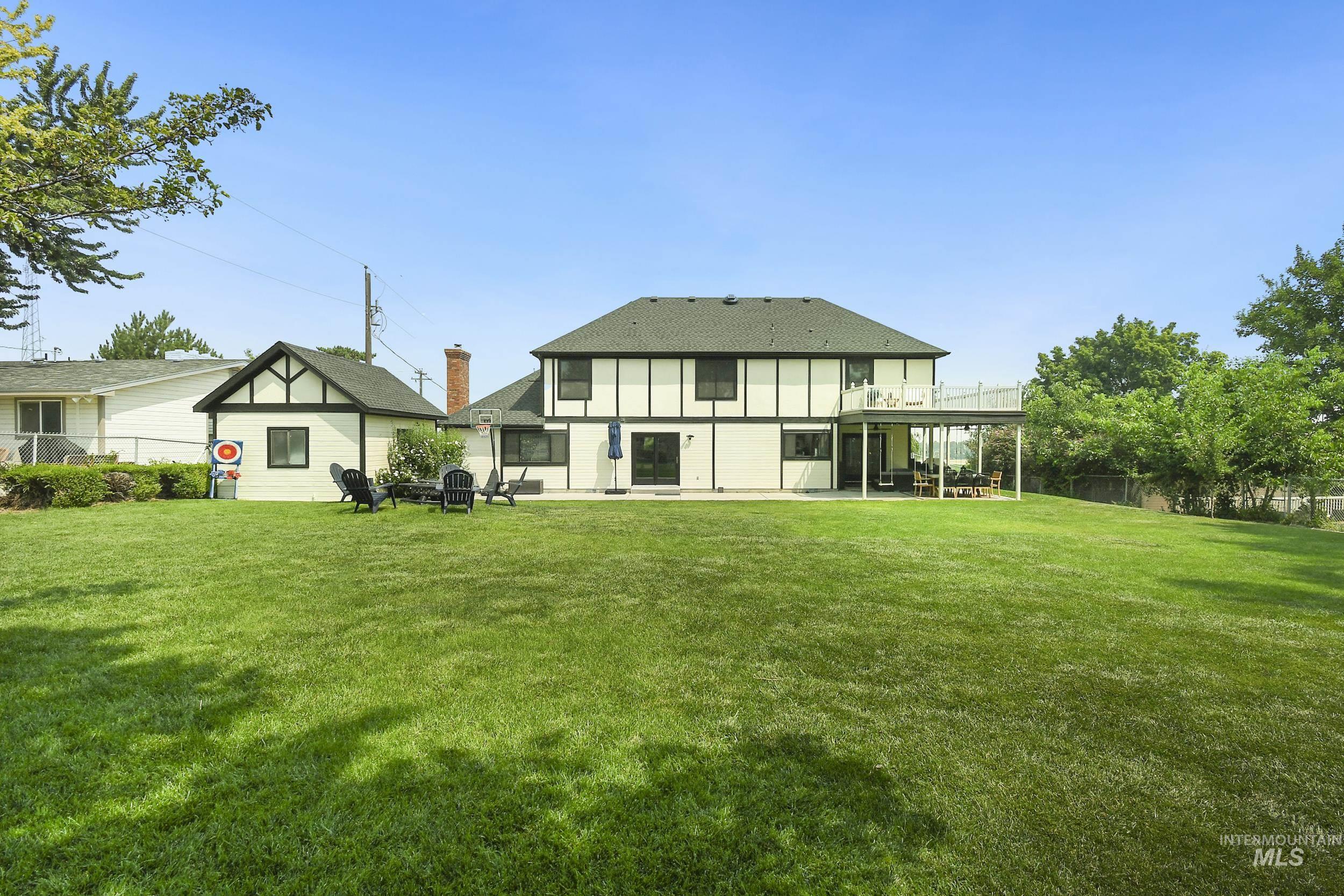 127 Ruth Lane, Nampa, Idaho 83686, 5 Bedrooms, 2.5 Bathrooms, Residential For Sale, Price $829,000,MLS 98996485
