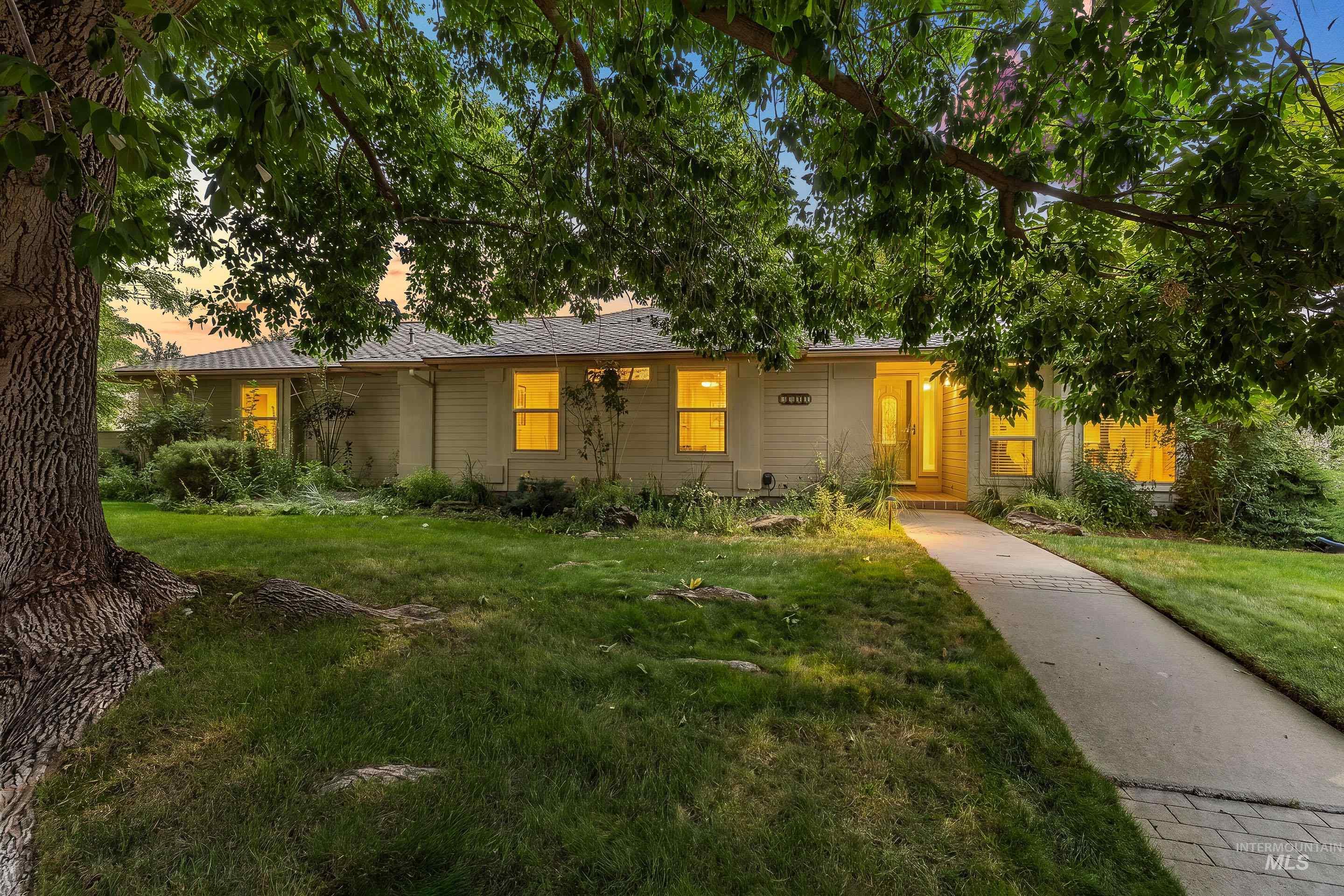 3011 E Rivernest Dr, Boise, Idaho 83706, 3 Bedrooms, 2 Bathrooms, Residential For Sale, Price $900,000, 98996488