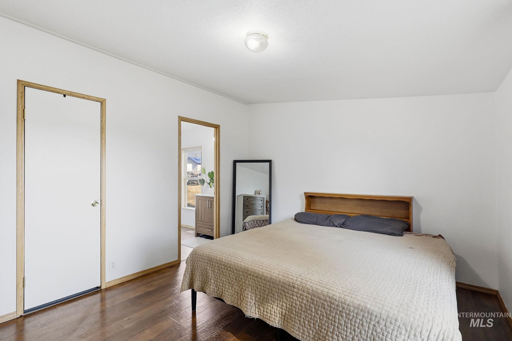 689 Notus Rd, Notus, Idaho 83656, 3 Bedrooms, 2 Bathrooms, Residential For Sale, Price $324,000,MLS 98996489