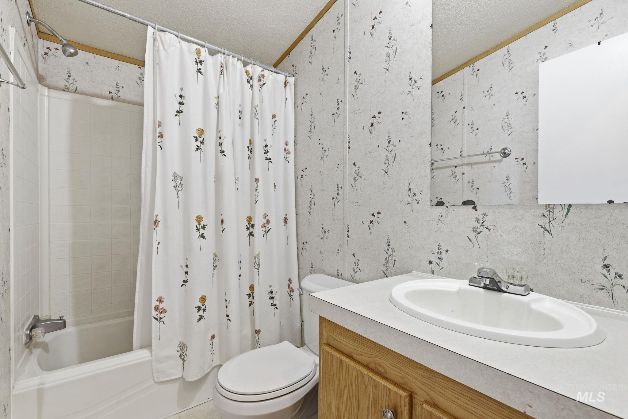 689 Notus Rd, Notus, Idaho 83656, 3 Bedrooms, 2 Bathrooms, Residential For Sale, Price $324,000,MLS 98996489