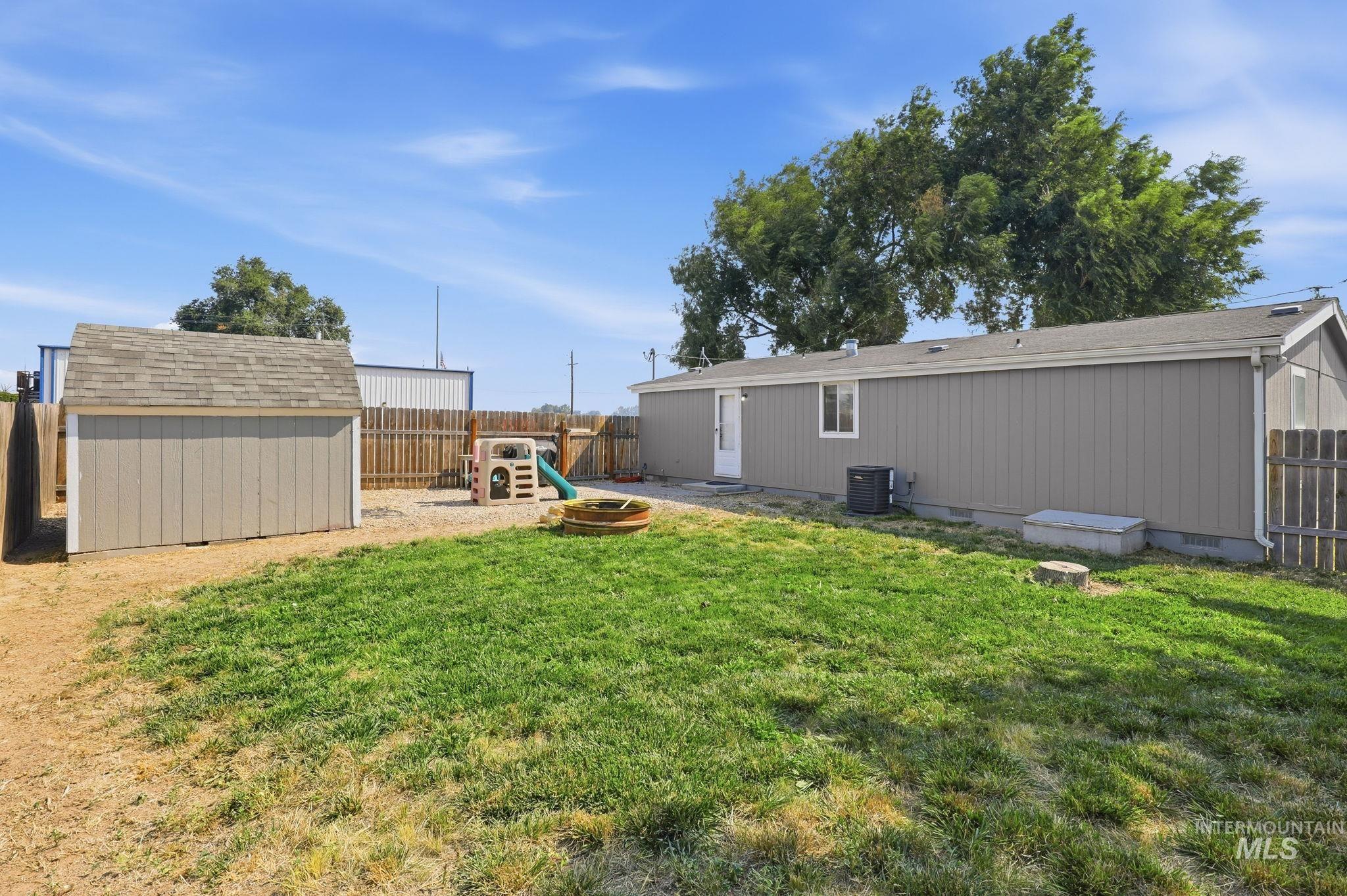 689 Notus Rd, Notus, Idaho 83656, 3 Bedrooms, 2 Bathrooms, Residential For Sale, Price $324,000,MLS 98996489