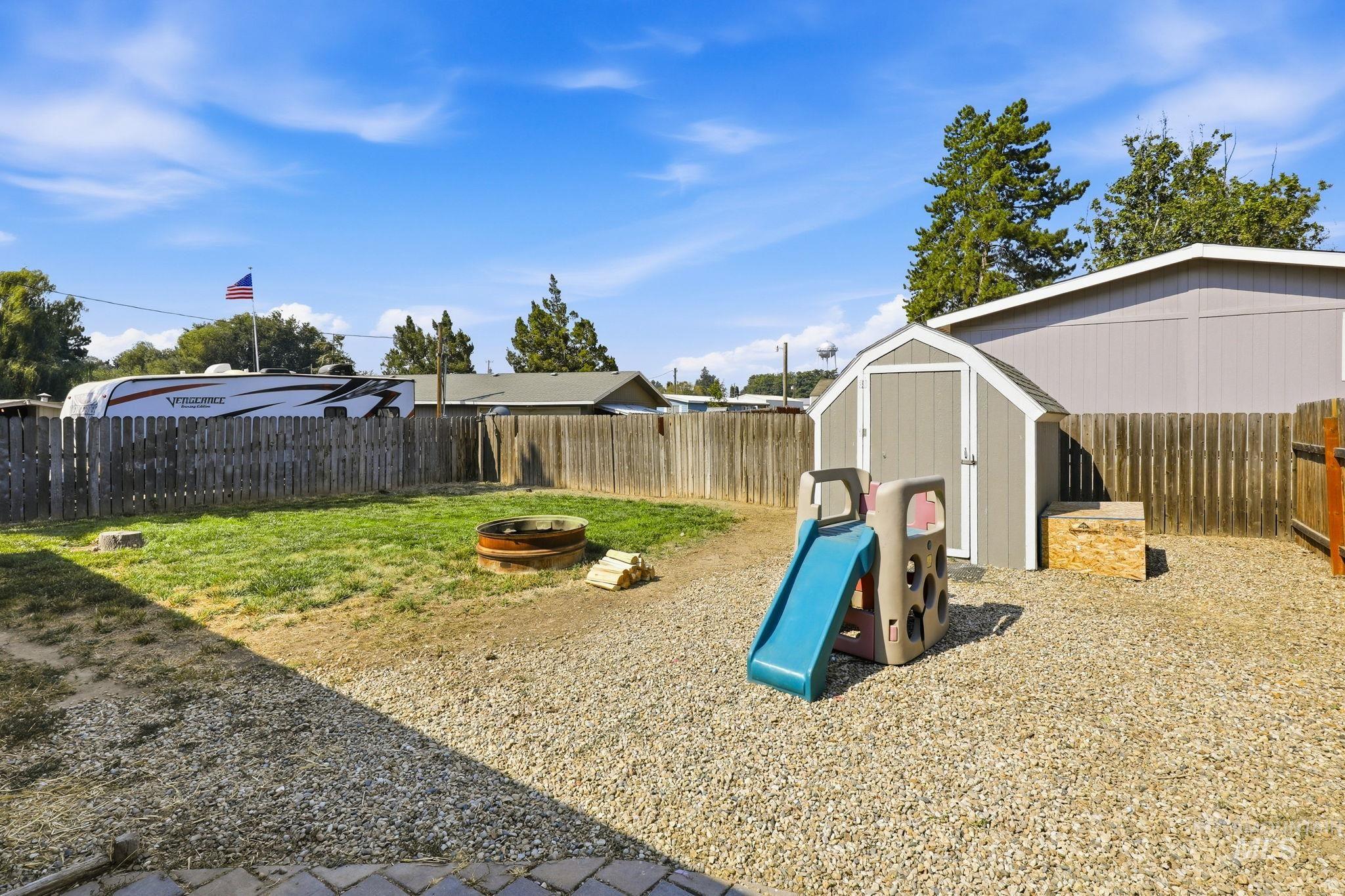 689 Notus Rd, Notus, Idaho 83656, 3 Bedrooms, 2 Bathrooms, Residential For Sale, Price $324,000,MLS 98996489