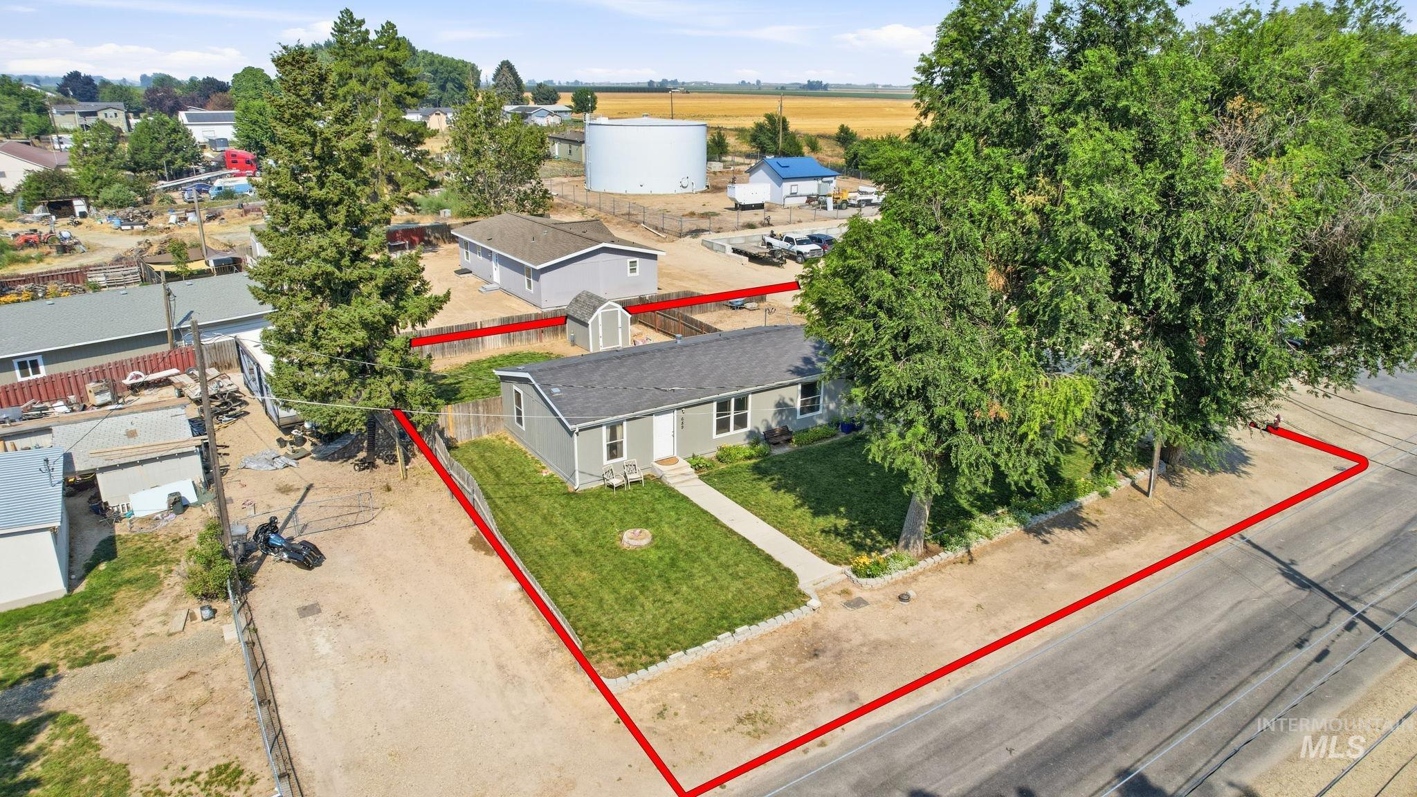 689 Notus Rd, Notus, Idaho 83656, 3 Bedrooms, 2 Bathrooms, Residential For Sale, Price $324,000,MLS 98996489