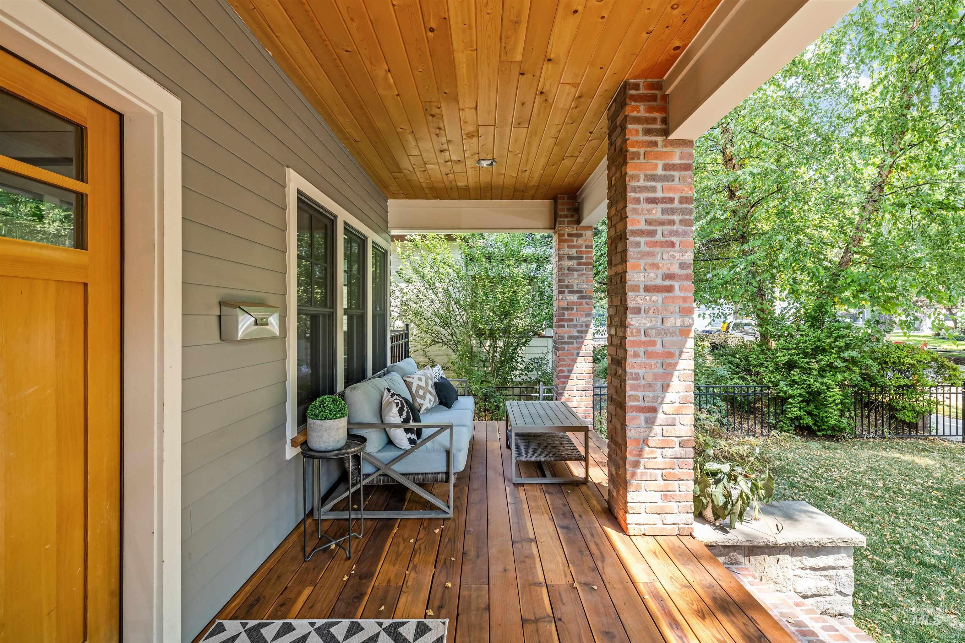 1911 N 10th Street, Boise, Idaho 83702, 5 Bedrooms, 4.5 Bathrooms, Residential For Sale, Price $1,499,000,MLS 98996490