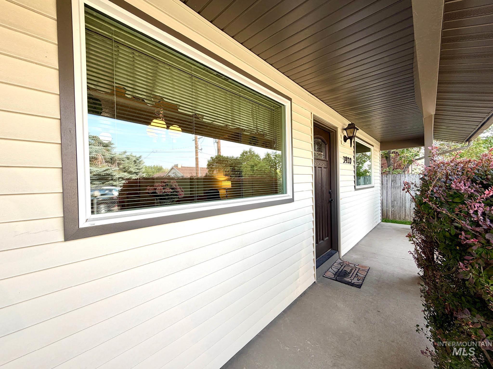 3920 N Maple Grove, Boise, Idaho 83704, 3 Bedrooms, 1 Bathroom, Residential For Sale, Price $324,999,MLS 98996492