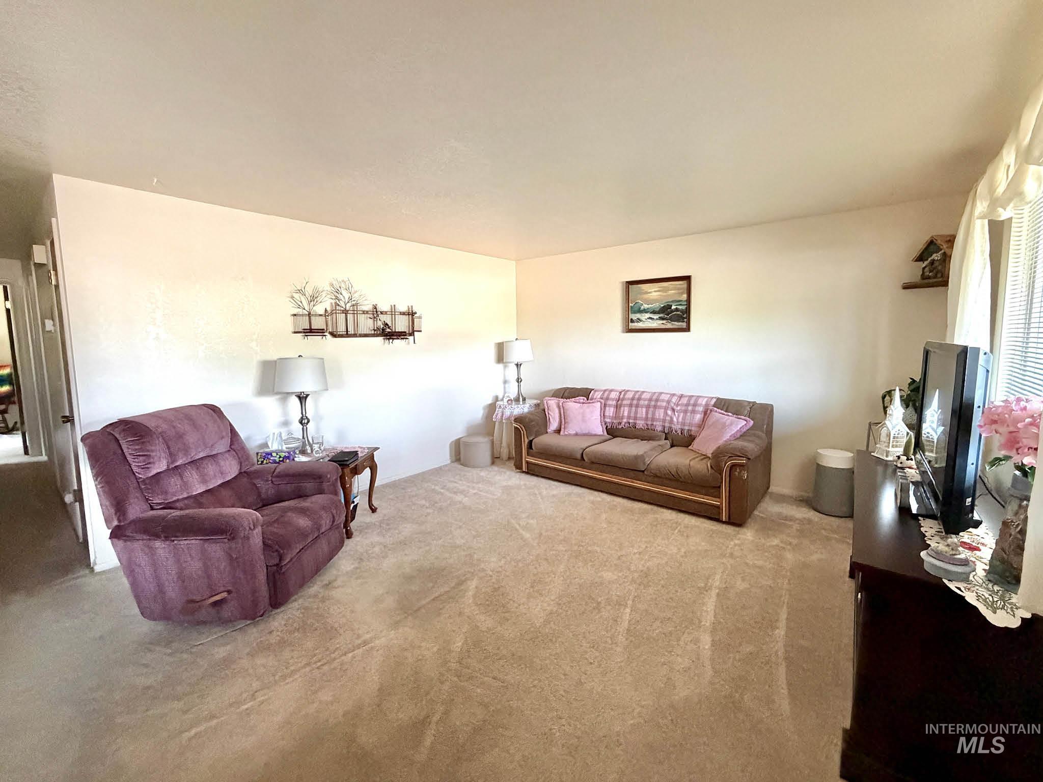 3920 N Maple Grove, Boise, Idaho 83704, 3 Bedrooms, 1 Bathroom, Residential For Sale, Price $324,999,MLS 98996492