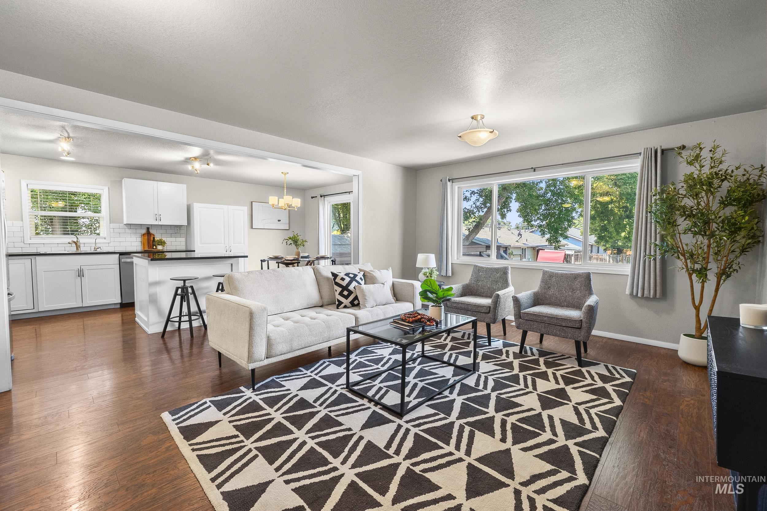 8920 W Donnybrook Dr, Boise, Idaho 83709, 5 Bedrooms, 3 Bathrooms, Residential For Sale, Price $525,000,MLS 98996493