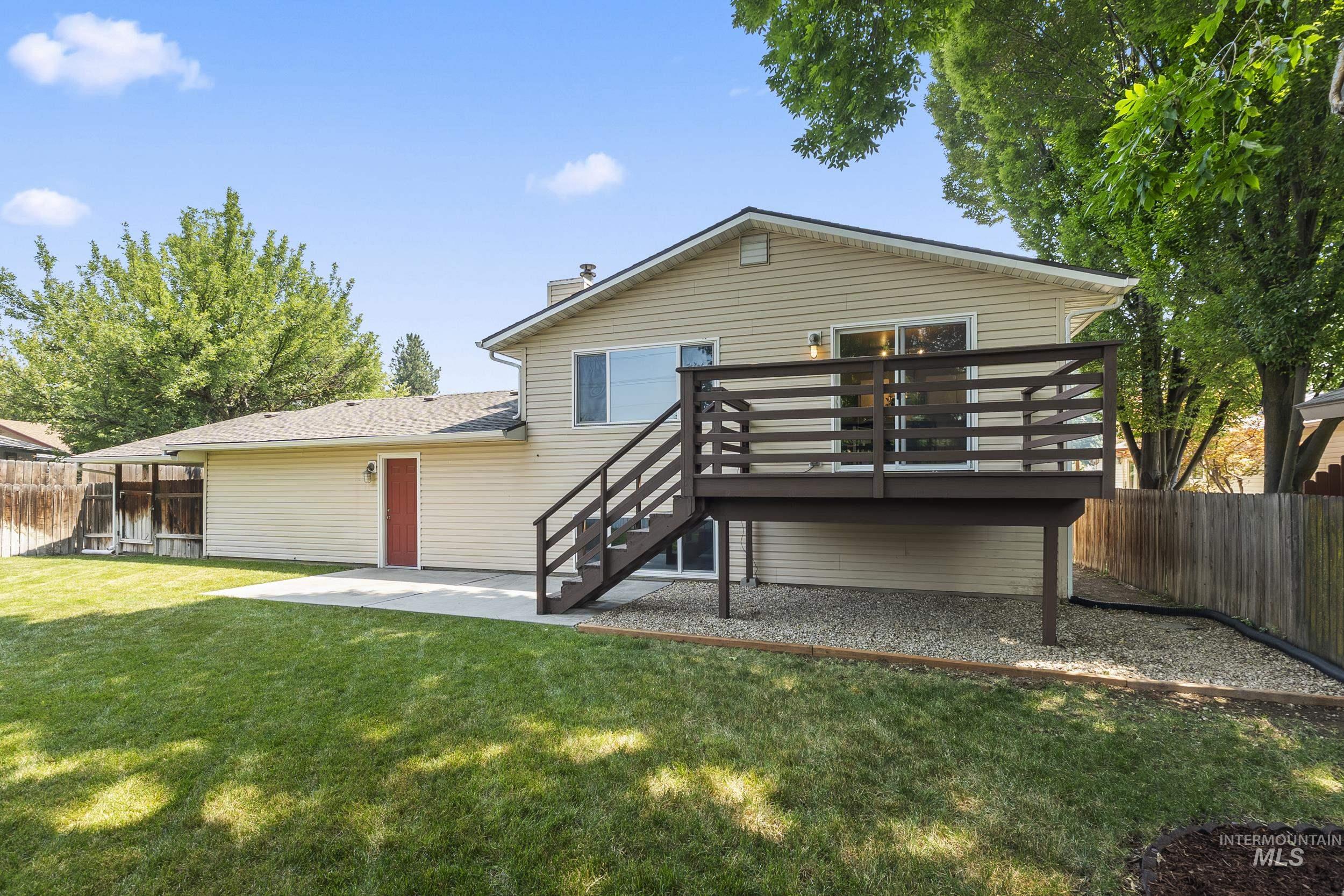 8920 W Donnybrook Dr, Boise, Idaho 83709, 5 Bedrooms, 3 Bathrooms, Residential For Sale, Price $525,000,MLS 98996493