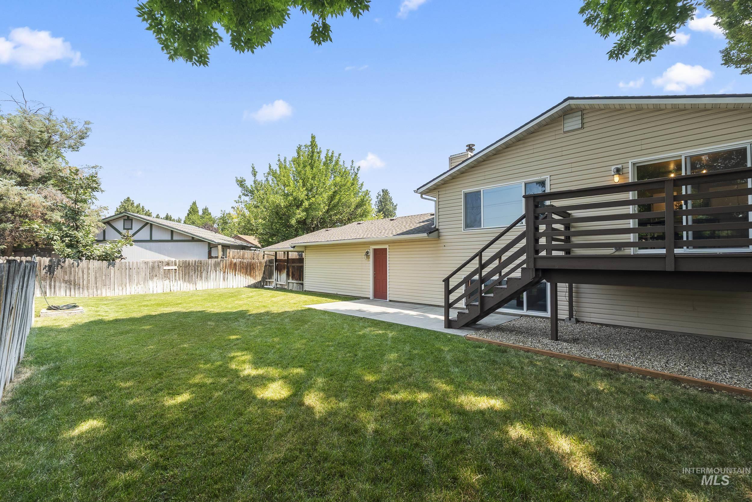 8920 W Donnybrook Dr, Boise, Idaho 83709, 5 Bedrooms, 3 Bathrooms, Residential For Sale, Price $525,000,MLS 98996493