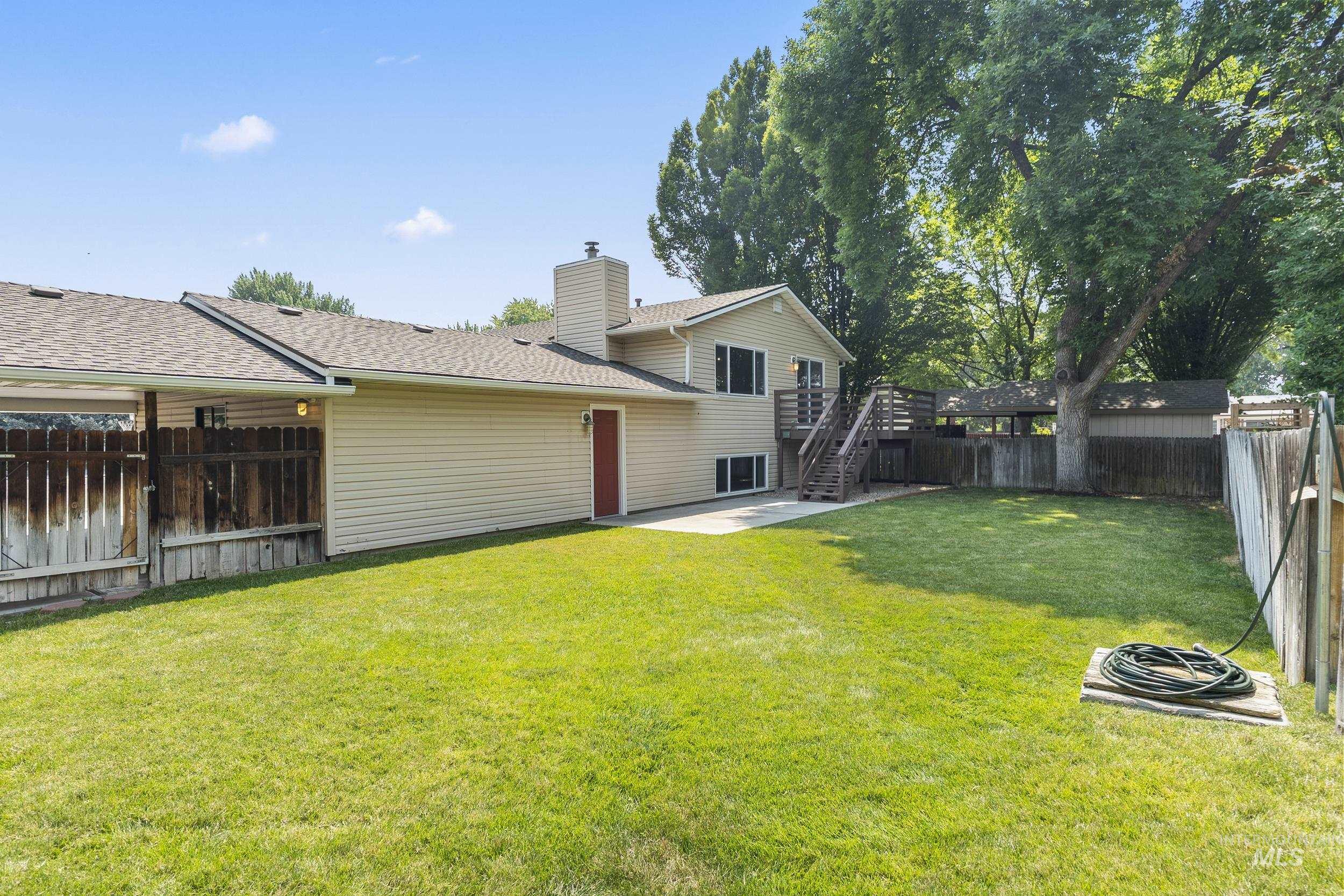 8920 W Donnybrook Dr, Boise, Idaho 83709, 5 Bedrooms, 3 Bathrooms, Residential For Sale, Price $525,000,MLS 98996493