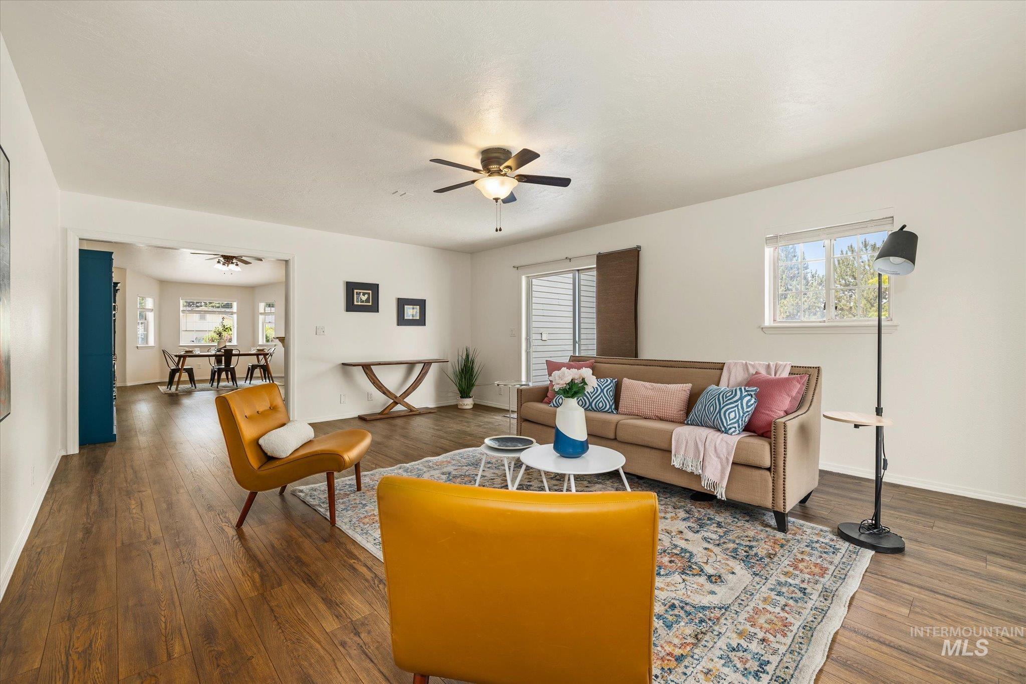 3892 E Eisenhower Dr, Meridian, Idaho 83642, 4 Bedrooms, 4 Bathrooms, Residential For Sale, Price $559,900,MLS 98996495