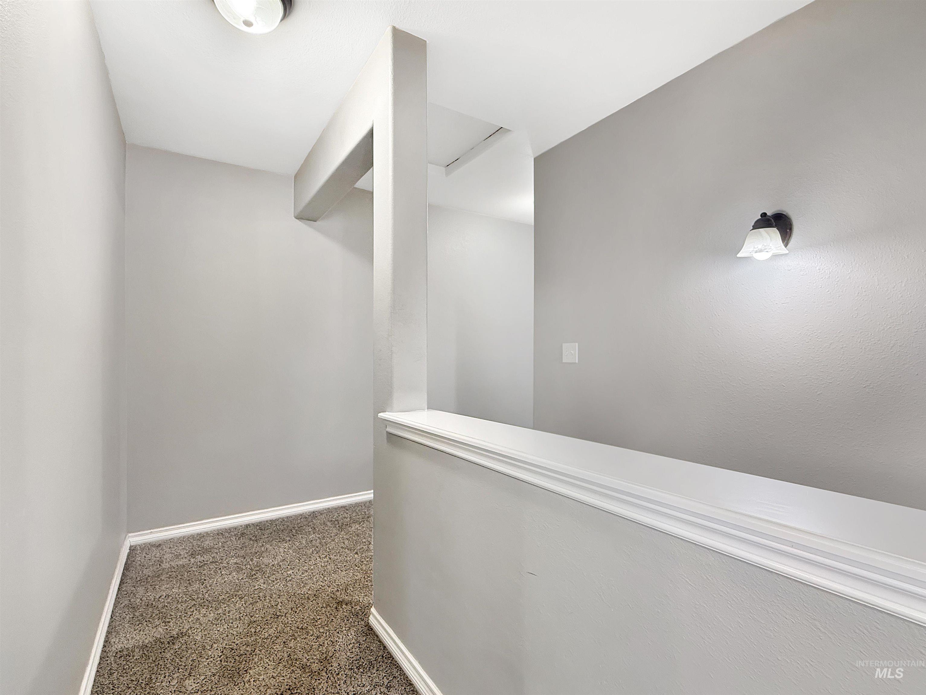 1014 Alturas, Moscow, Idaho 83843, 3 Bedrooms, 2.5 Bathrooms, Residential For Sale, Price $439,000,MLS 98996499