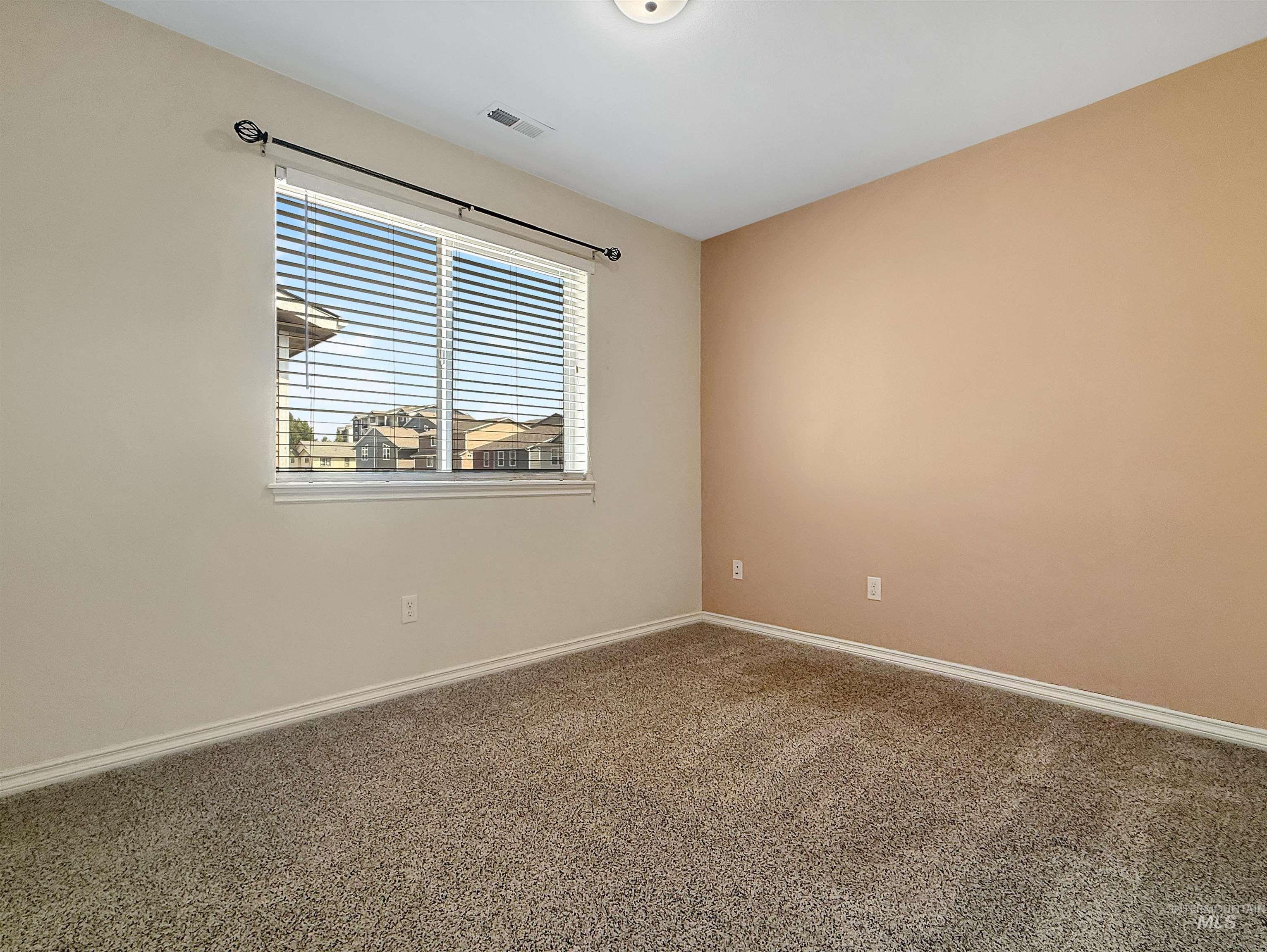 1014 Alturas, Moscow, Idaho 83843, 3 Bedrooms, 2.5 Bathrooms, Residential For Sale, Price $439,000,MLS 98996499