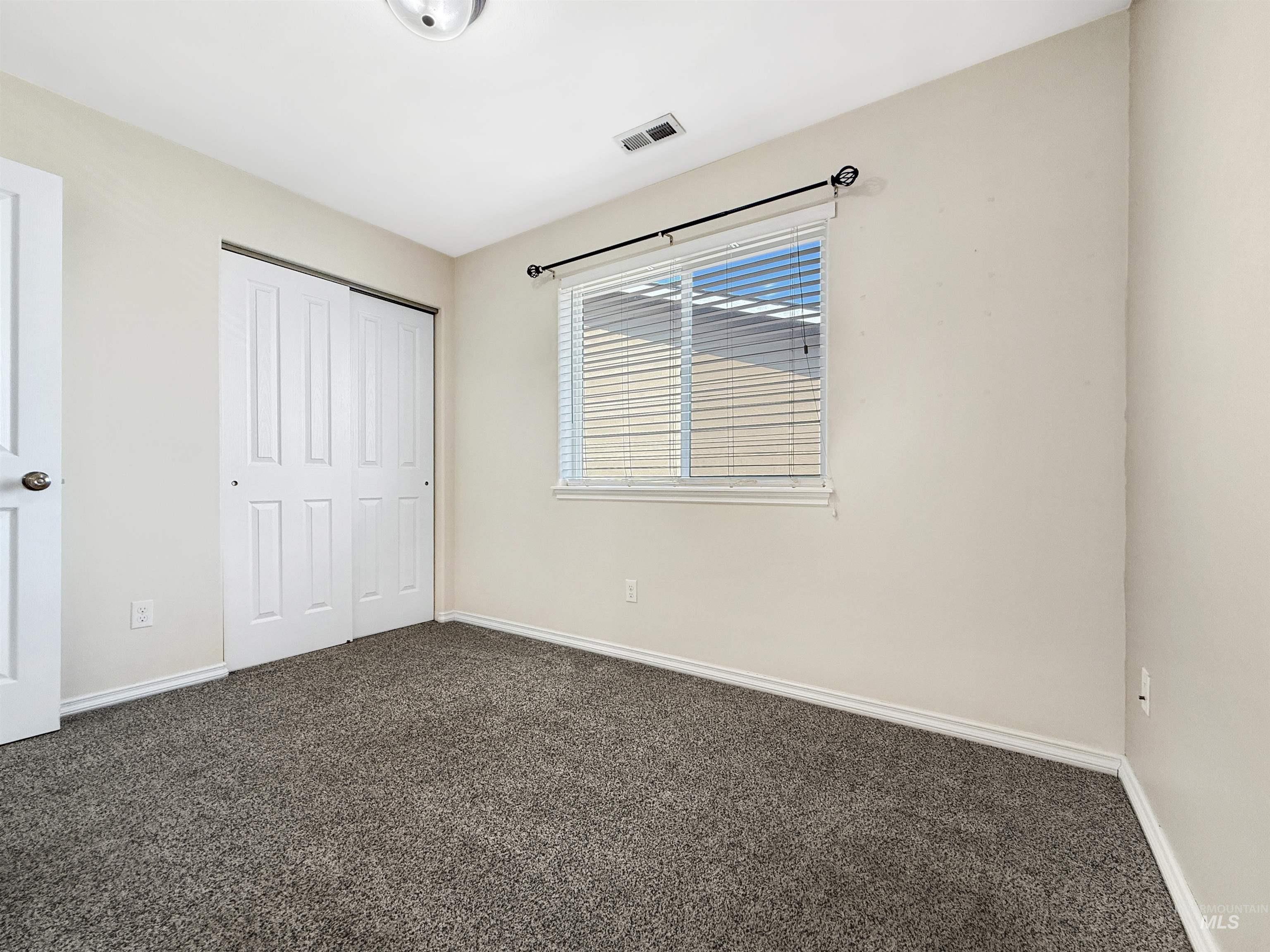 1014 Alturas, Moscow, Idaho 83843, 3 Bedrooms, 2.5 Bathrooms, Residential For Sale, Price $439,000,MLS 98996499