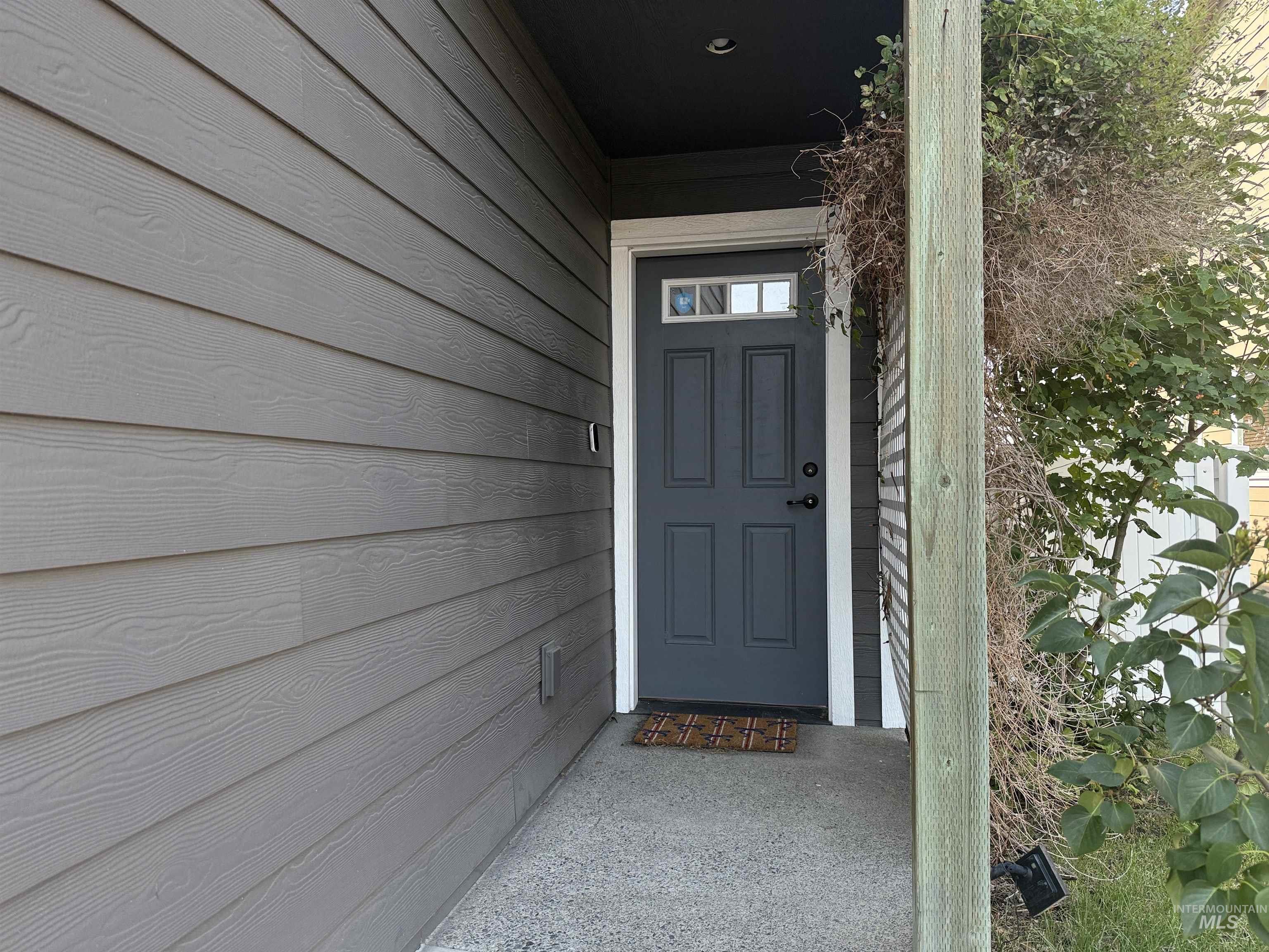 1014 Alturas, Moscow, Idaho 83843, 3 Bedrooms, 2.5 Bathrooms, Residential For Sale, Price $439,000,MLS 98996499