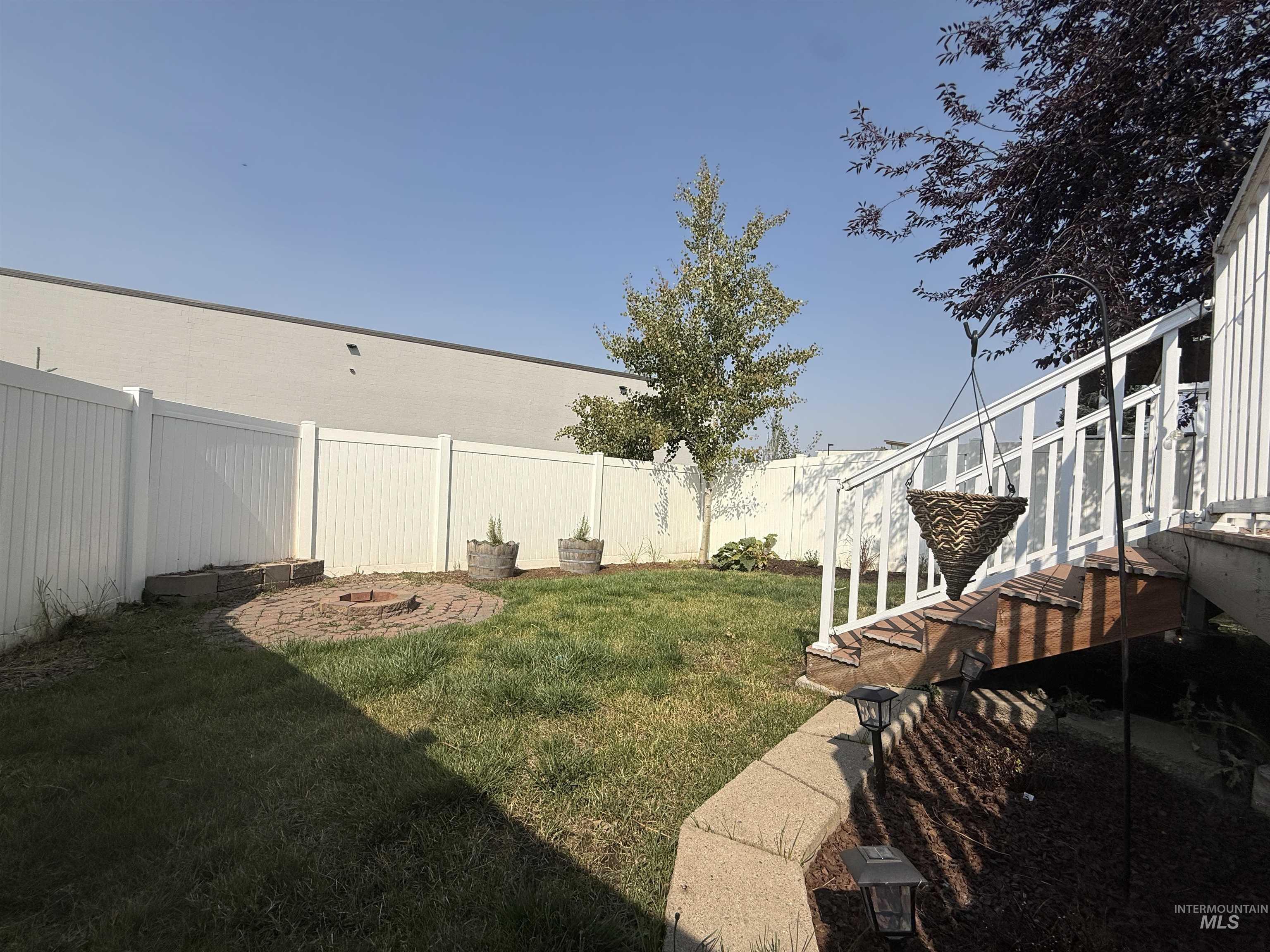 1014 Alturas, Moscow, Idaho 83843, 3 Bedrooms, 2.5 Bathrooms, Residential For Sale, Price $439,000,MLS 98996499