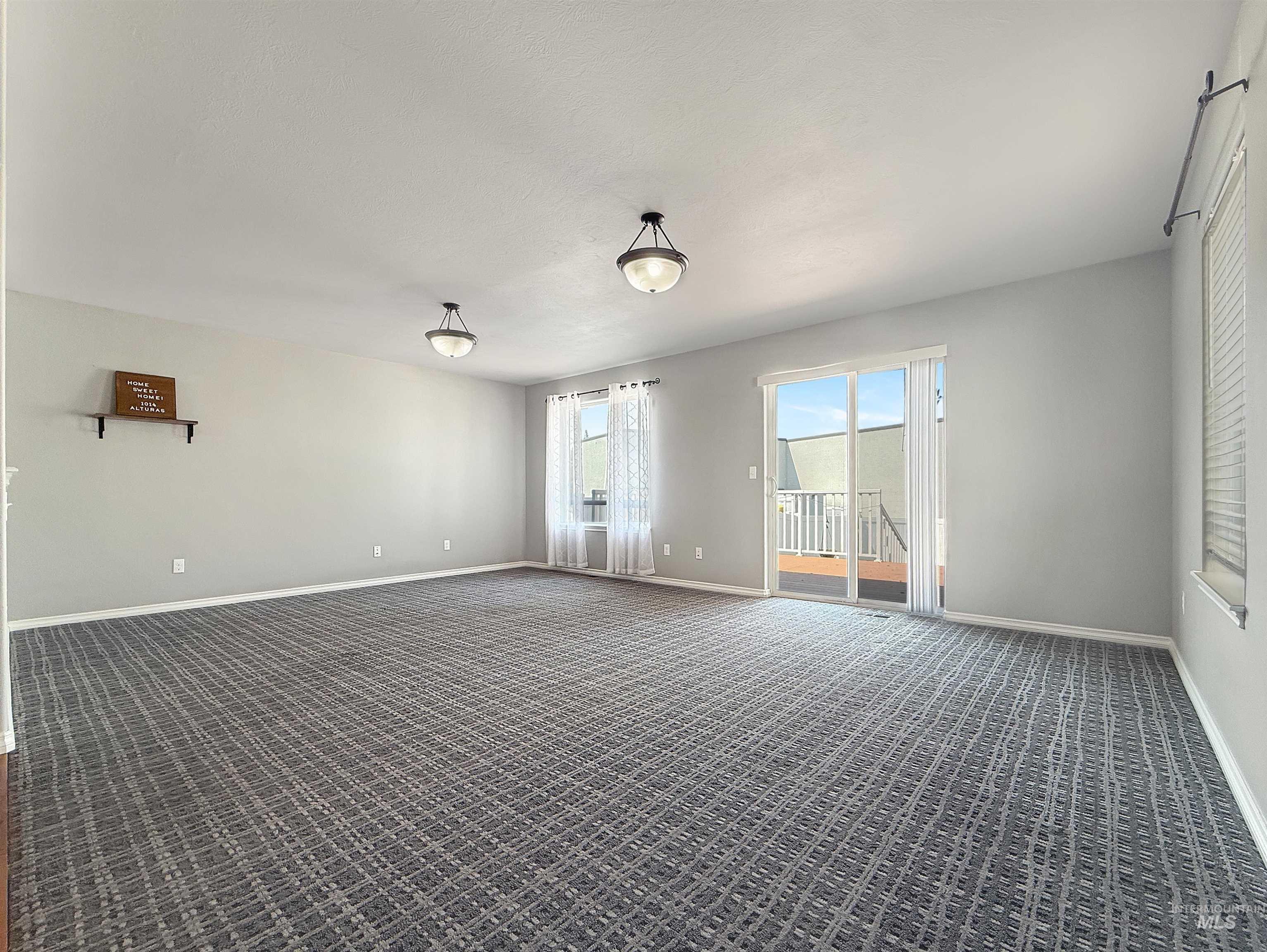 1014 Alturas, Moscow, Idaho 83843, 3 Bedrooms, 2.5 Bathrooms, Residential For Sale, Price $439,000,MLS 98996499