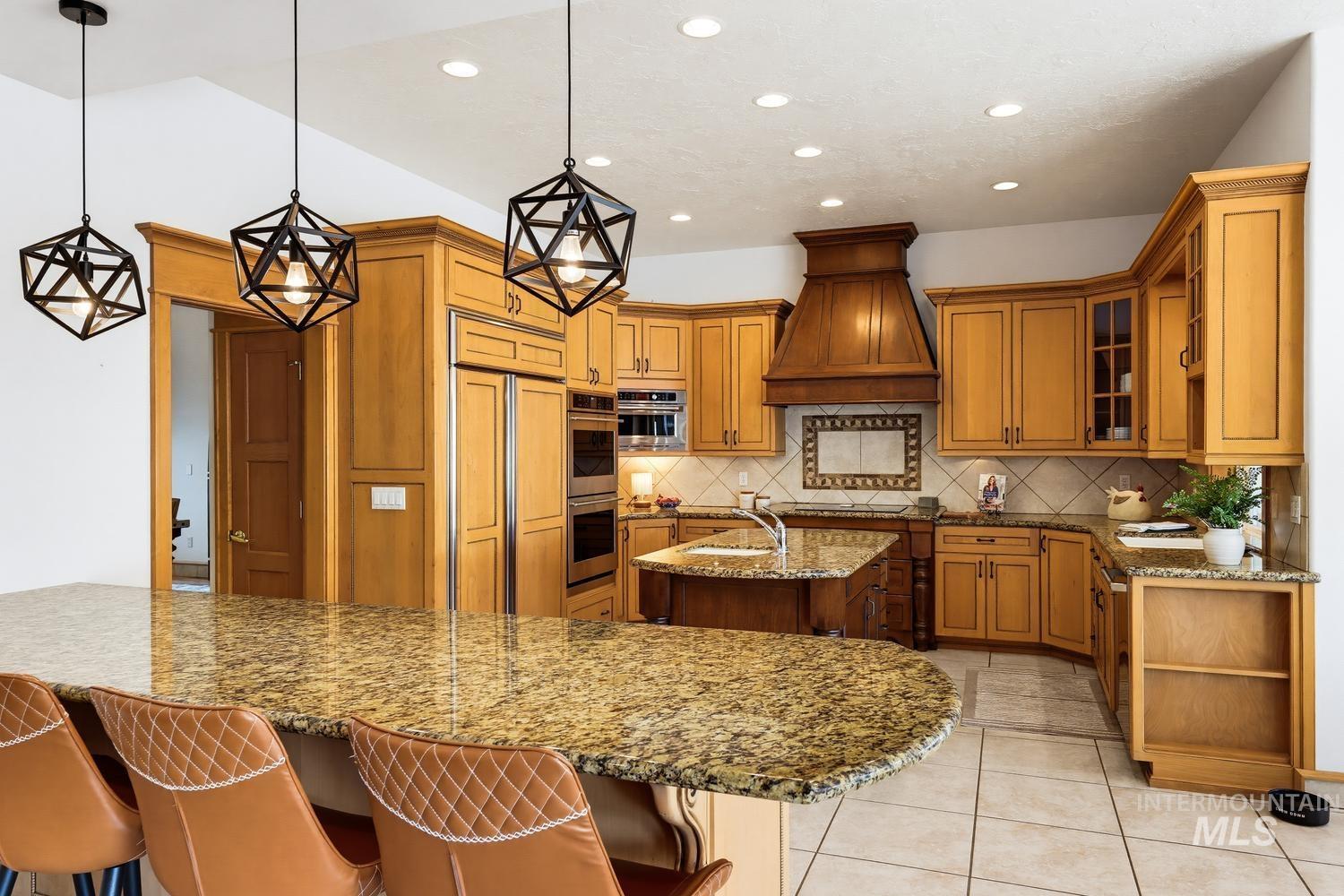 2068 E Handel Ct, Meridian, Idaho 83646, 6 Bedrooms, 3.5 Bathrooms, Residential For Sale, Price $1,599,900,MLS 98996504