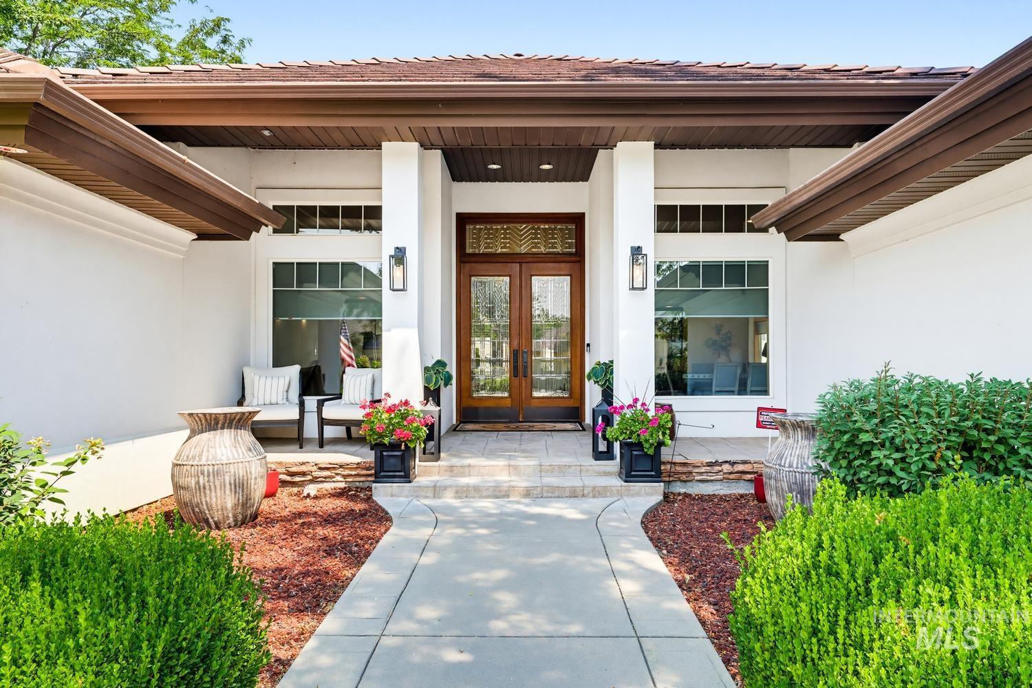 2068 E Handel Ct, Meridian, Idaho 83646, 6 Bedrooms, 3.5 Bathrooms, Residential For Sale, Price $1,599,900,MLS 98996504