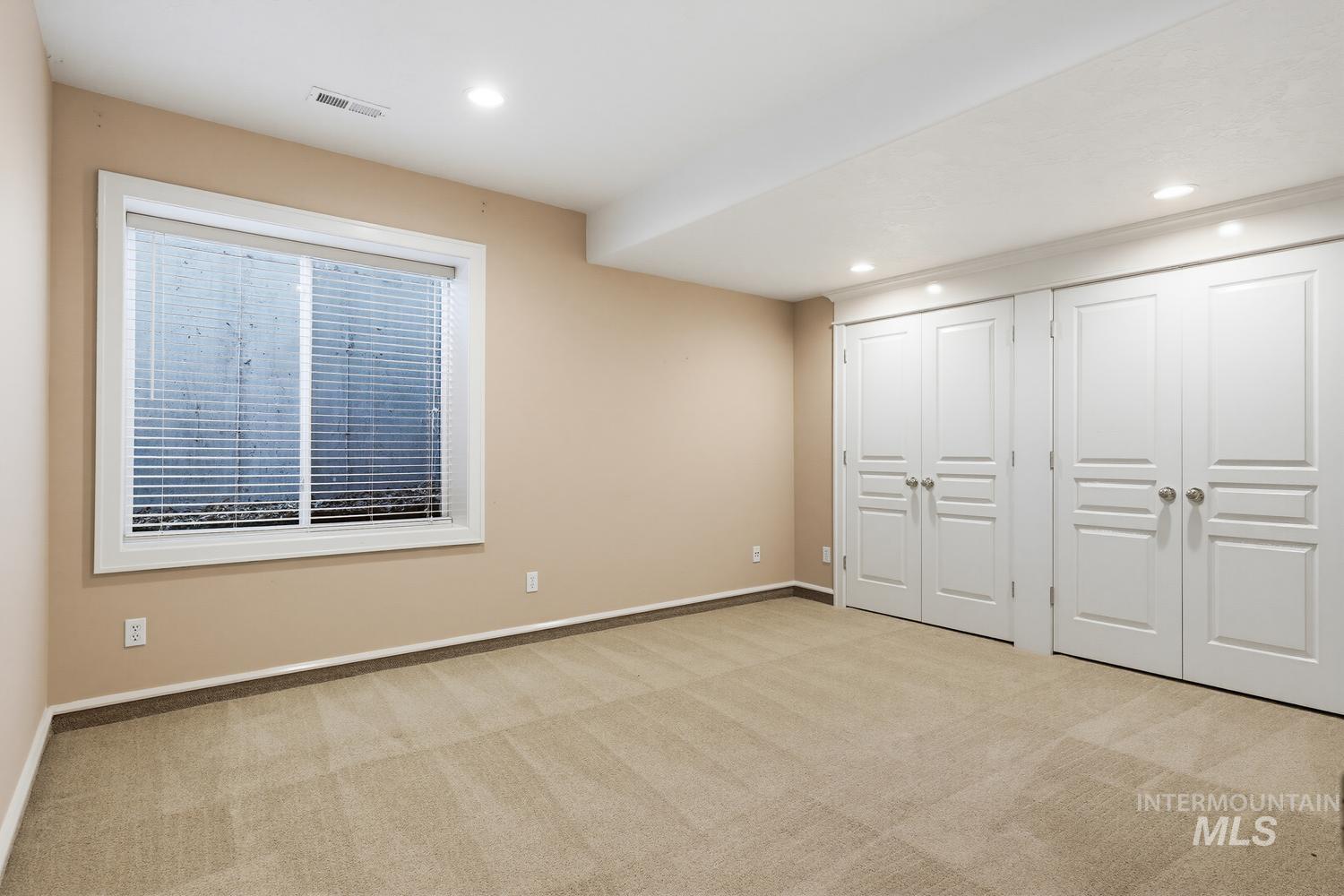 2068 E Handel Ct, Meridian, Idaho 83646, 6 Bedrooms, 3.5 Bathrooms, Residential For Sale, Price $1,599,900,MLS 98996504