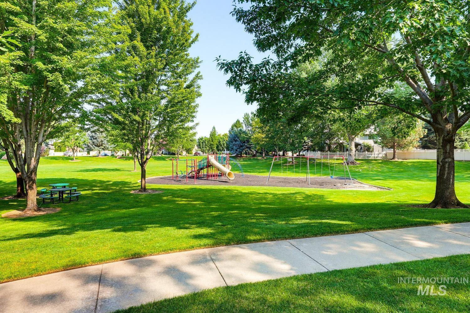 2068 E Handel Ct, Meridian, Idaho 83646, 6 Bedrooms, 3.5 Bathrooms, Residential For Sale, Price $1,599,900,MLS 98996504